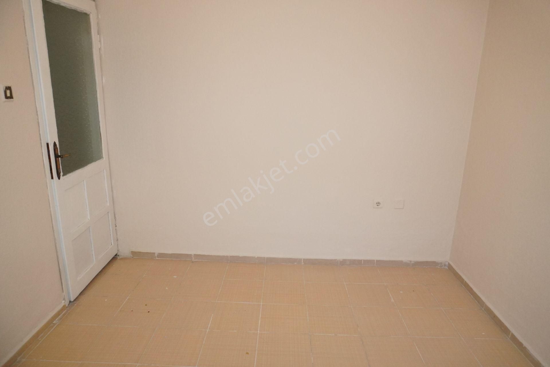 Çiğli Yakakentte 1+1 Kiralık Daire Sundan Ucuz Fiyata - Görsel 6