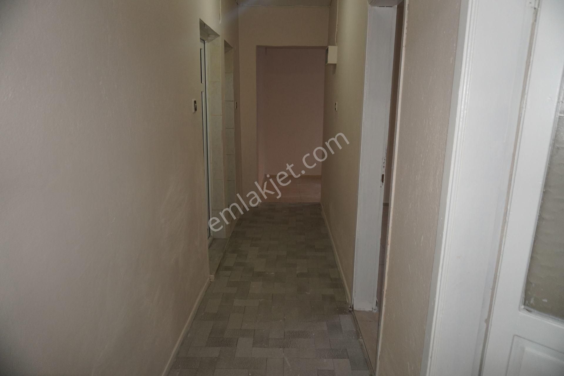 Çiğli Yakakentte 1+1 Kiralık Daire Sundan Ucuz Fiyata - Görsel 13