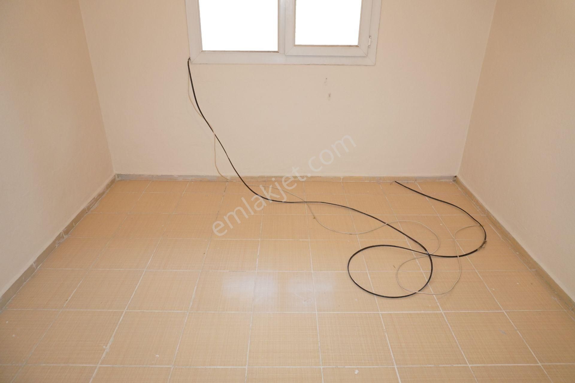 Çiğli Yakakentte 1+1 Kiralık Daire Sundan Ucuz Fiyata - Görsel 4