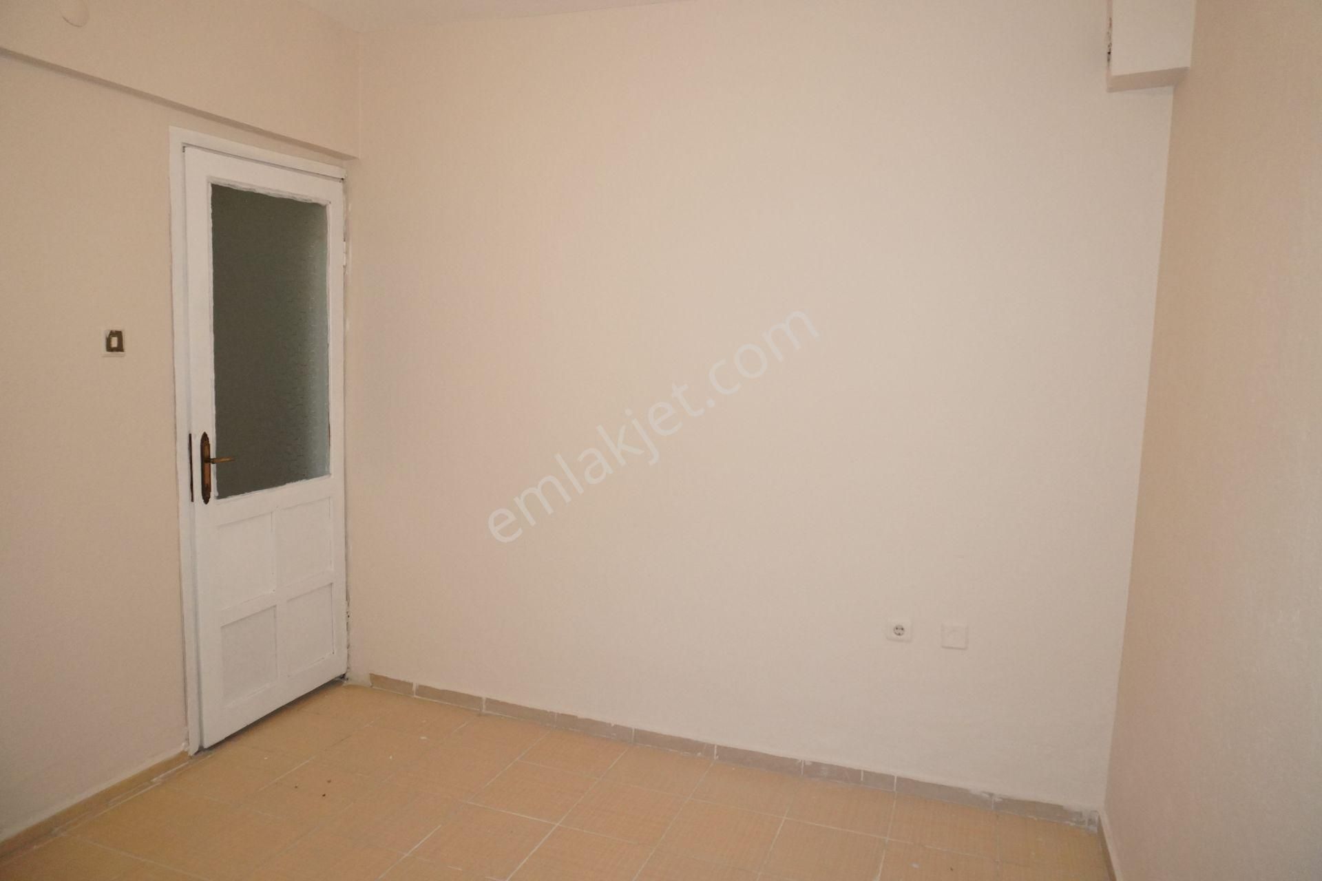 Çiğli Yakakentte 1+1 Kiralık Daire Sundan Ucuz Fiyata - Görsel 5