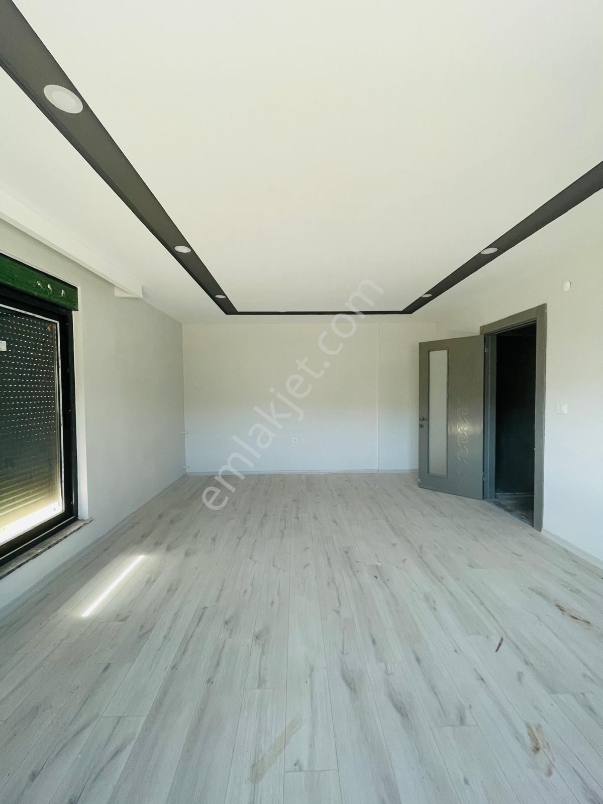 Göçerler Mahallesi’nde Havuzlu Sitede 4+1 Dubleks - Görsel 28