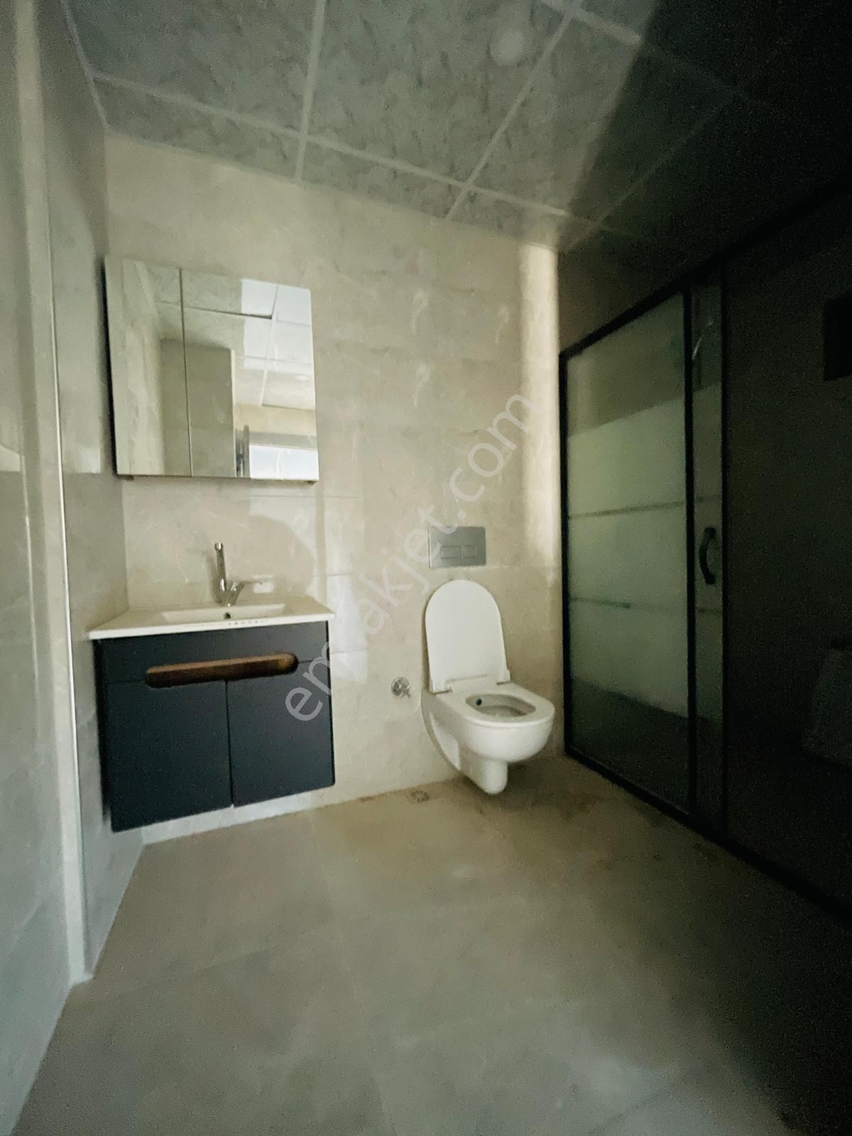 Göçerler Mahallesi’nde Havuzlu Sitede 4+1 Dubleks - Görsel 24