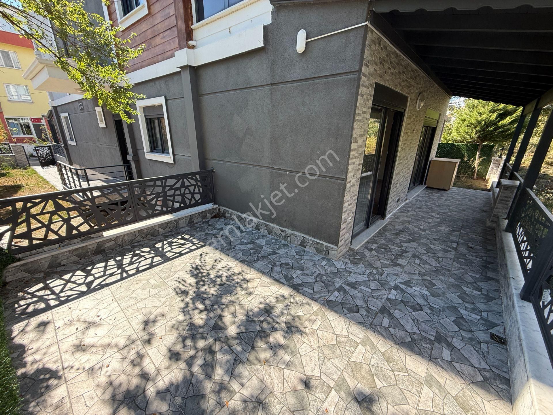 ▄▄jet Emlaktan Akçay'da Konforun Ve Şıklığın Buluştuğu 4+1 Villa - Görsel 34