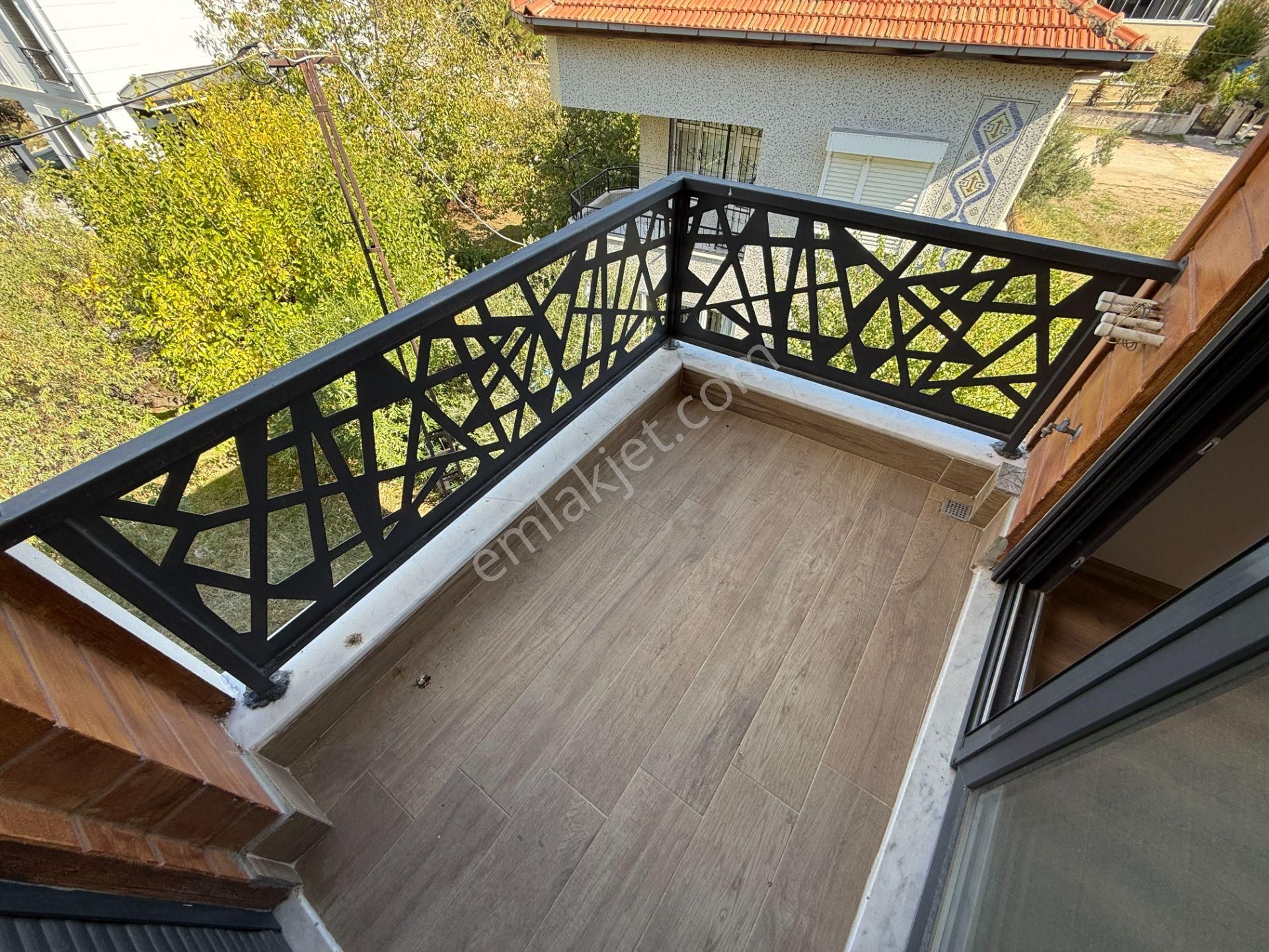 ▄▄jet Emlaktan Akçay'da Konforun Ve Şıklığın Buluştuğu 4+1 Villa - Görsel 31