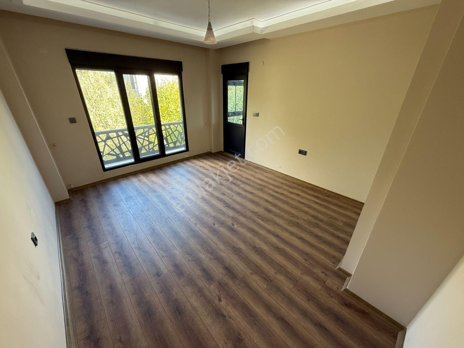 ▄▄jet Emlaktan Akçay'da Konforun Ve Şıklığın Buluştuğu 4+1 Villa - Görsel 13