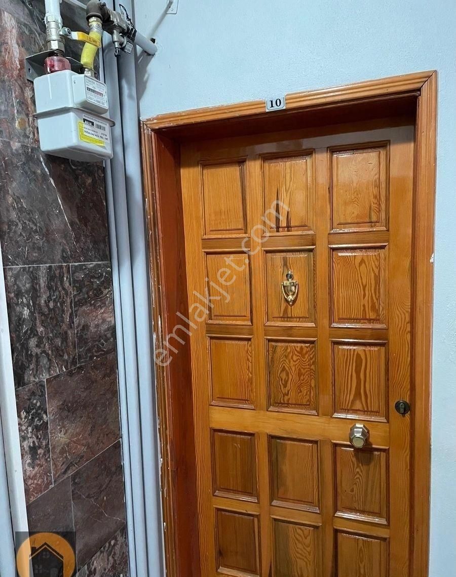 A.menderes Mh.de Kiralık Daire