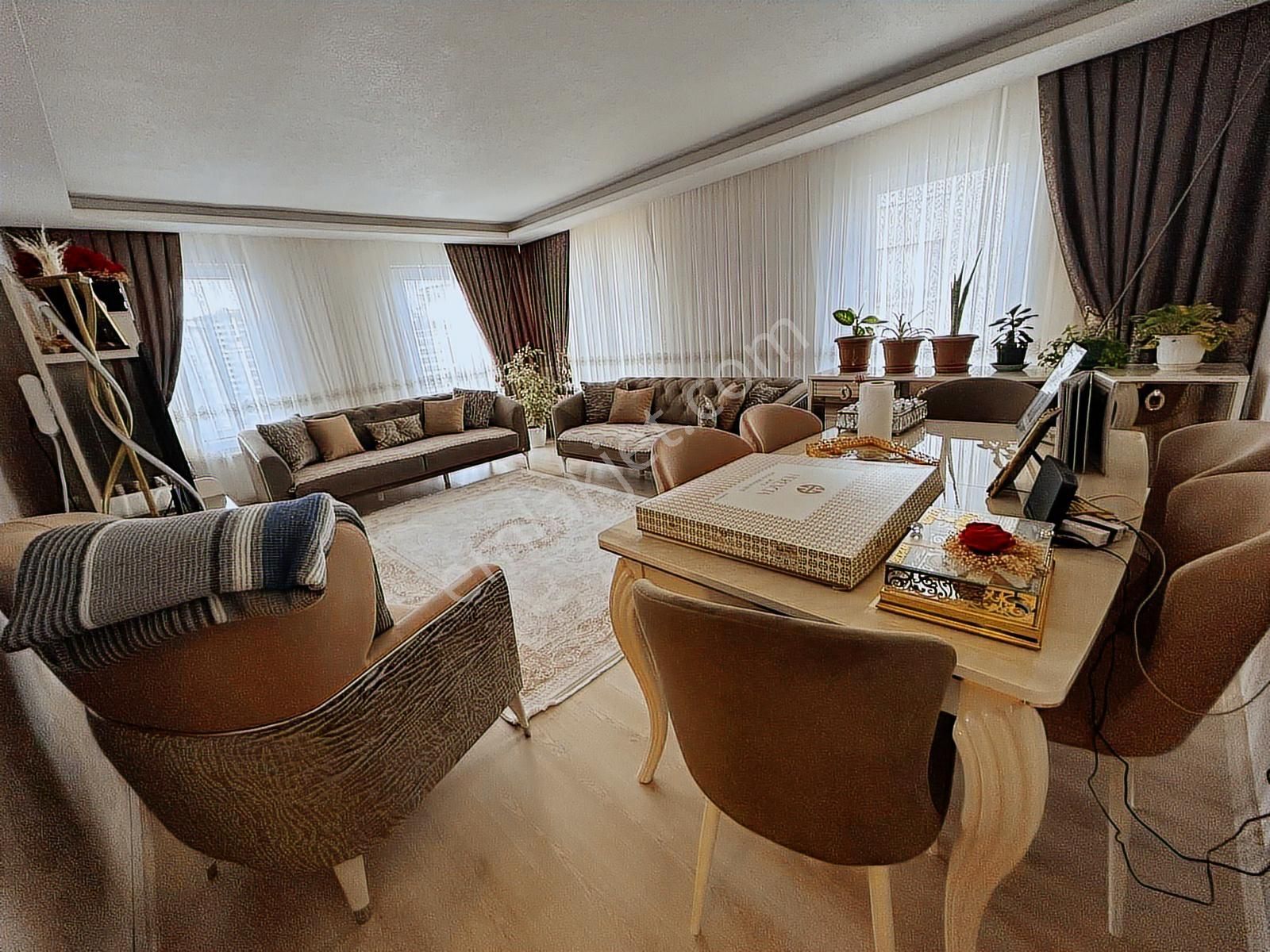 %80kredi Egemah.3+1 7.katta Boş Satılık Full Manzaralı Cad.yakın