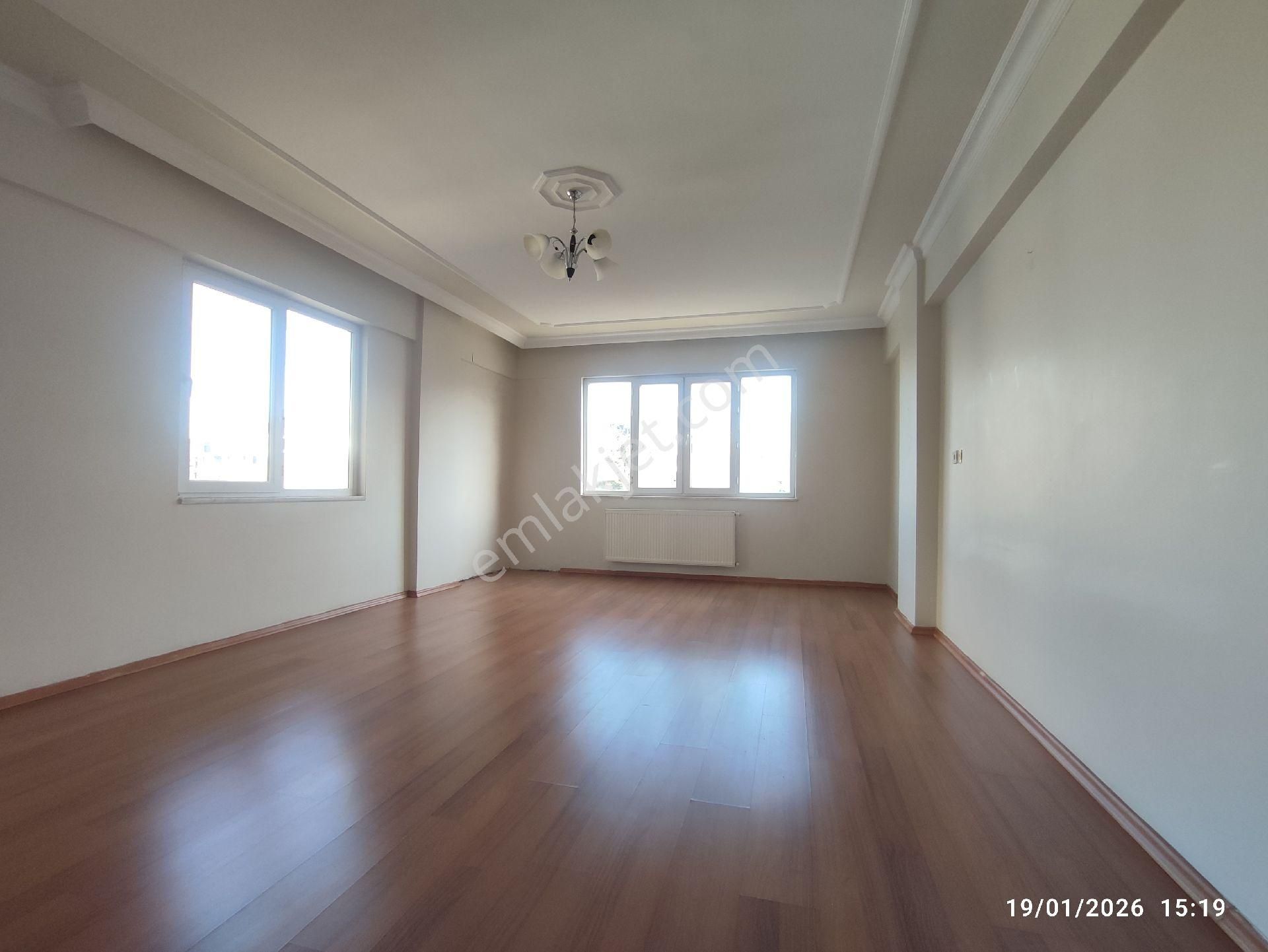 Alitaşı Mahallesi'nde Kiralık 3+1 Daire - Görsel 3