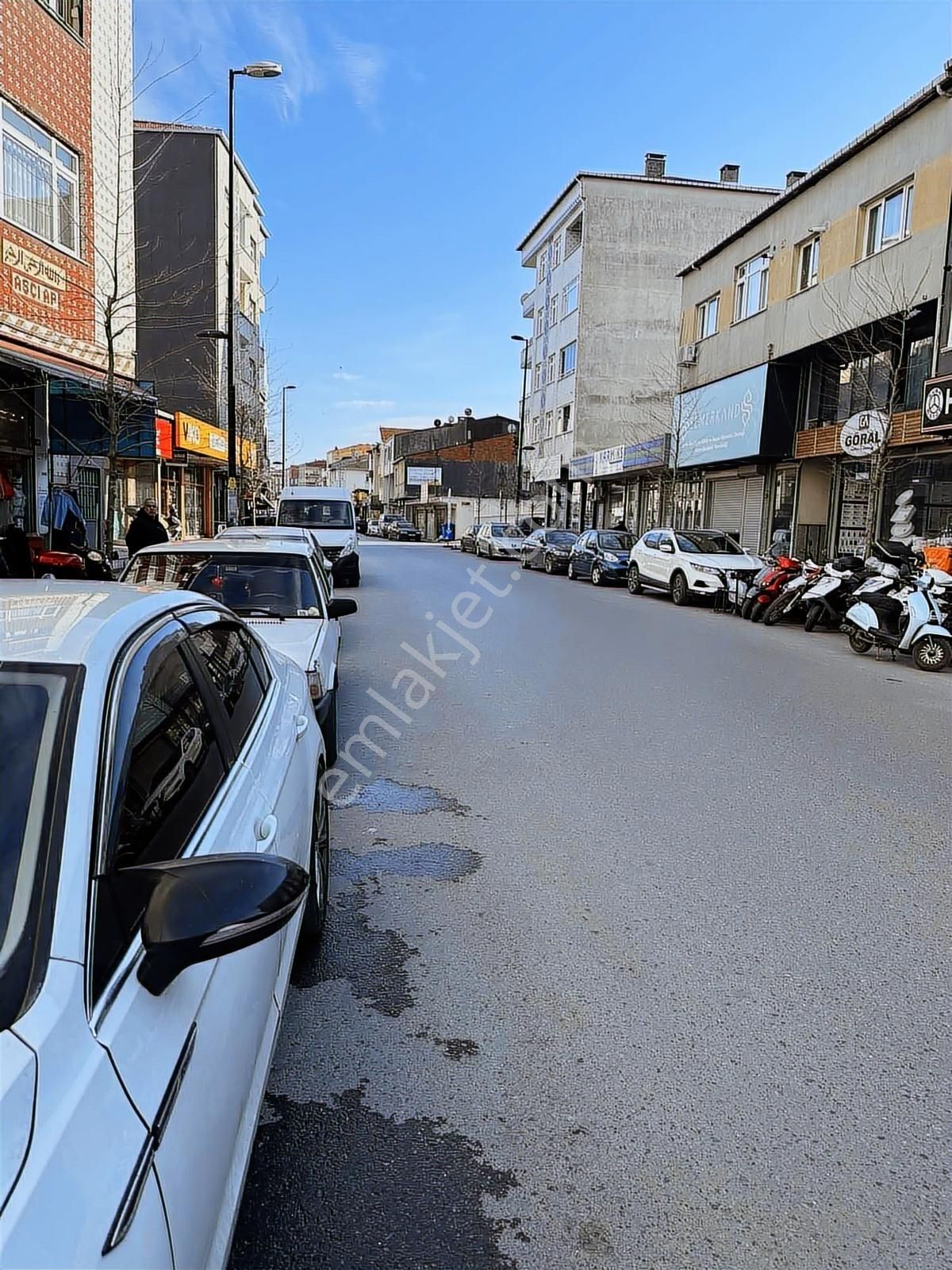 Ademyavuz Caddesi Üzeri Dükkan Ve Daire 97 M2 Arsası İle Satılık - Görsel 5