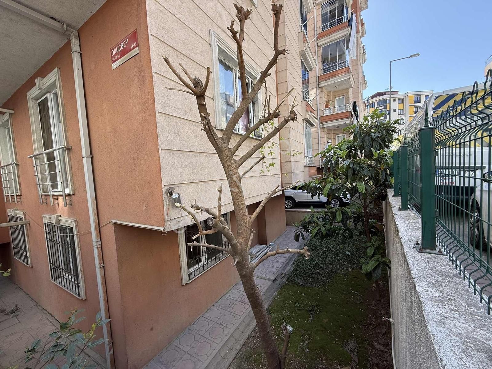Ümraniye İnkılap Mahallesi 2+1 Açık Oto Parklı Satılık Daire - Görsel 14