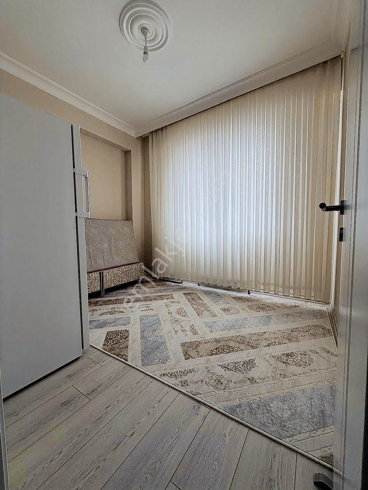 Ümraniye Elmalıkent 2+1 Site Özellikli Bina,da Otoparklı Satılık - Görsel 5