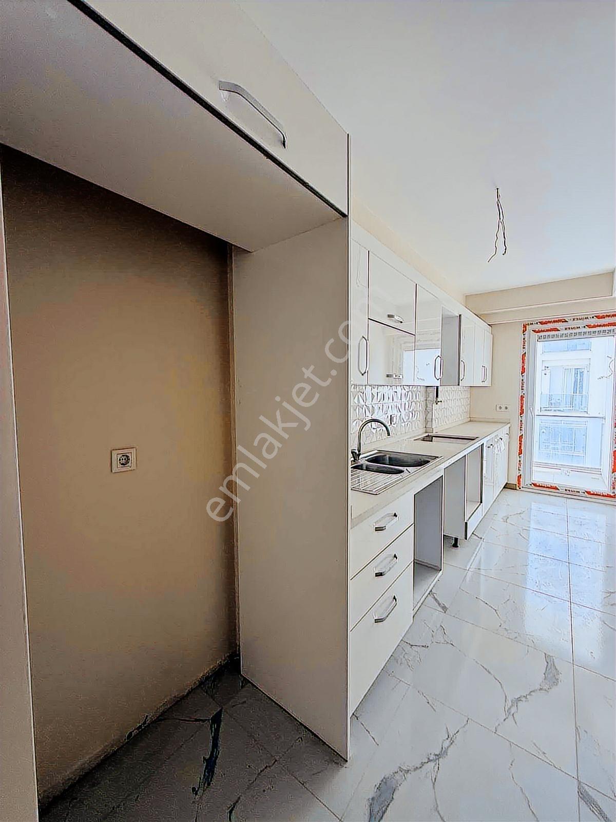 Ümraniye Tantavi Mah.2+1 Ebeveyn Banyolu Otoparklı Satılık Daire - Görsel 12