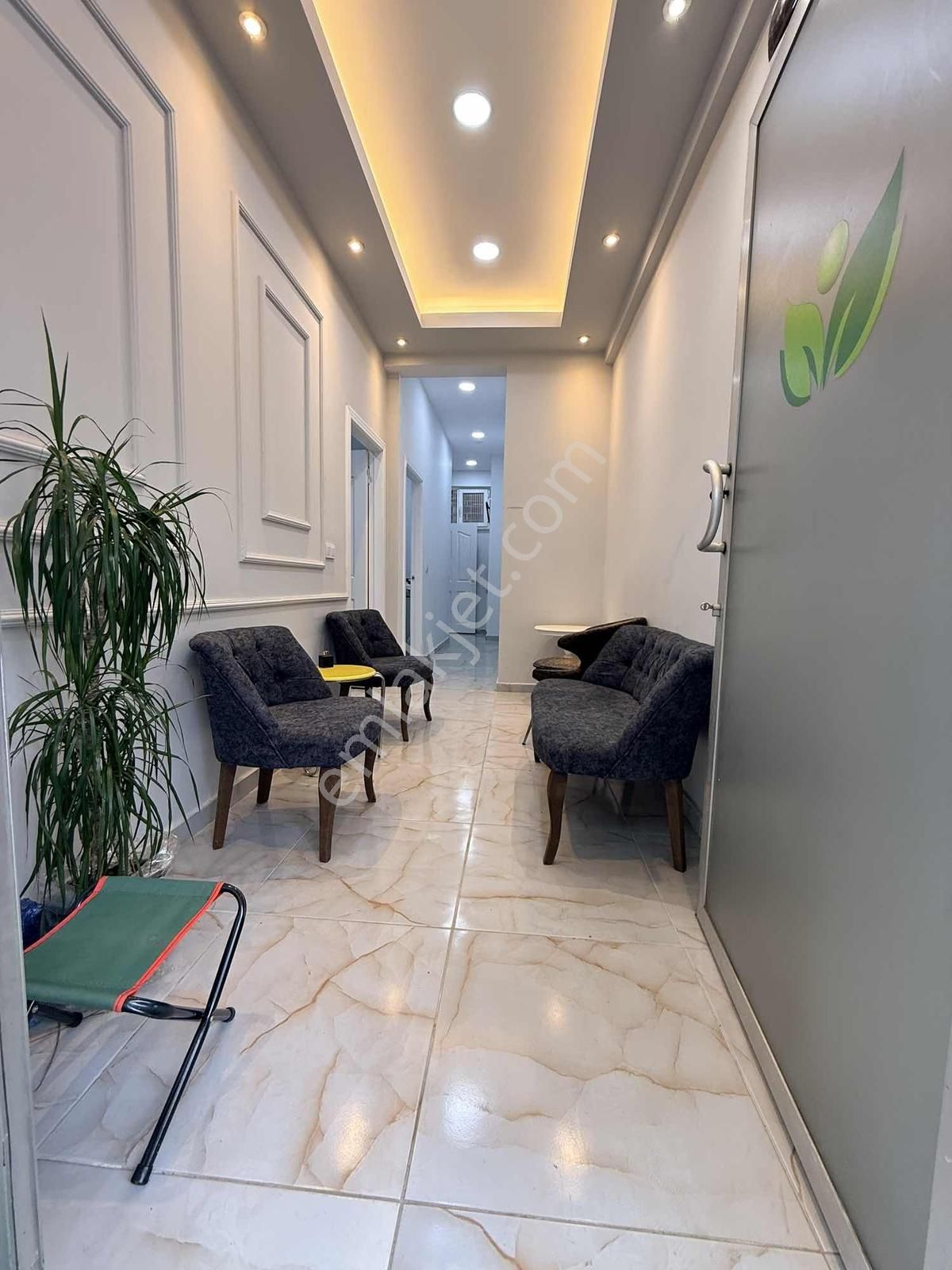 Ümraniye Yamanevler Mh.45m2 Alemdağ Caddesine Yakın Kiralık Ofis