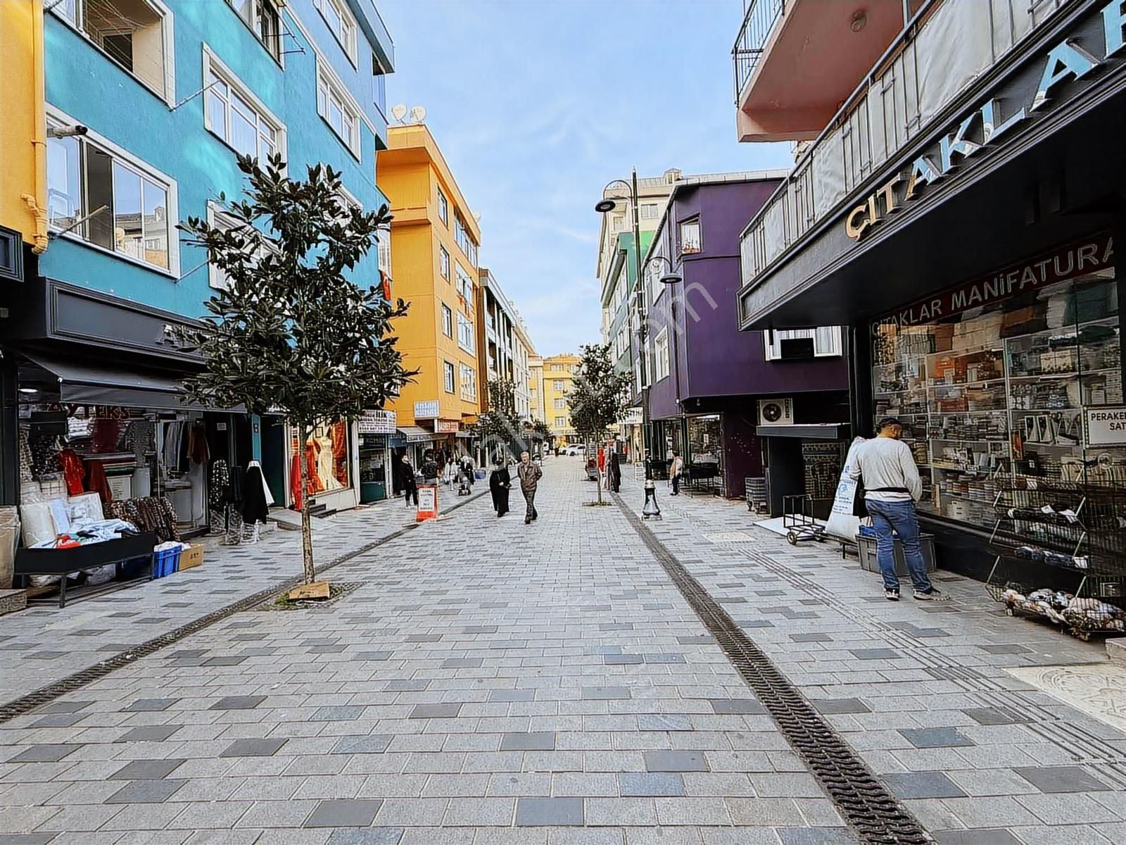 Ümraniye Atatürk Mh.250 M2 Kumaşçılar Çarşısında Satılık Dükkan - Görsel 14