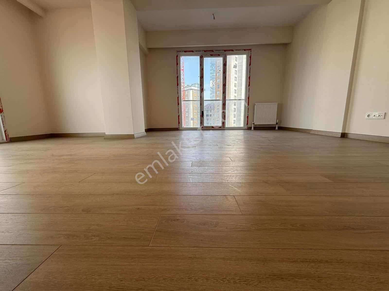 Ümraniye Tantavi Mh.3+1 Ebeveyn Banyo,otoparklı Satılık Daire