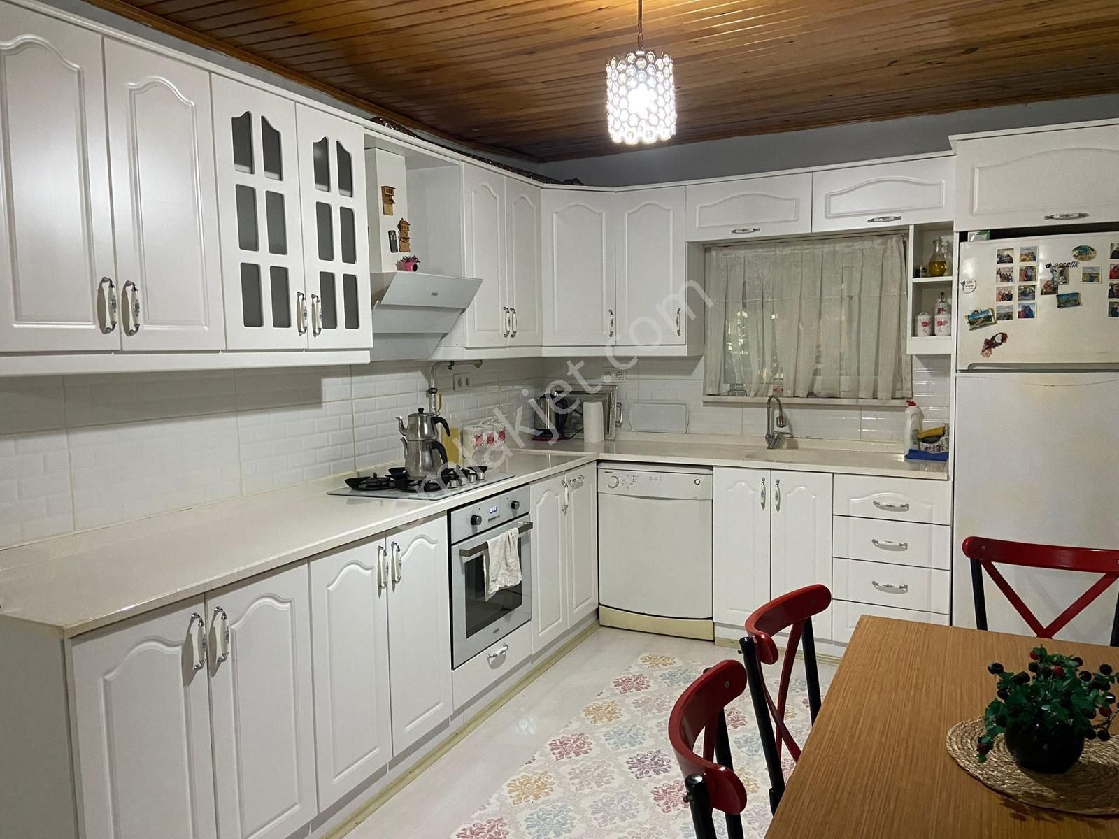 Serdivan Asem Mobilyacılar Mevkii 143 M2 Arsa İçerisinde 3,5+1 Satılık Müstakil Dubleks Daire - Görsel 8