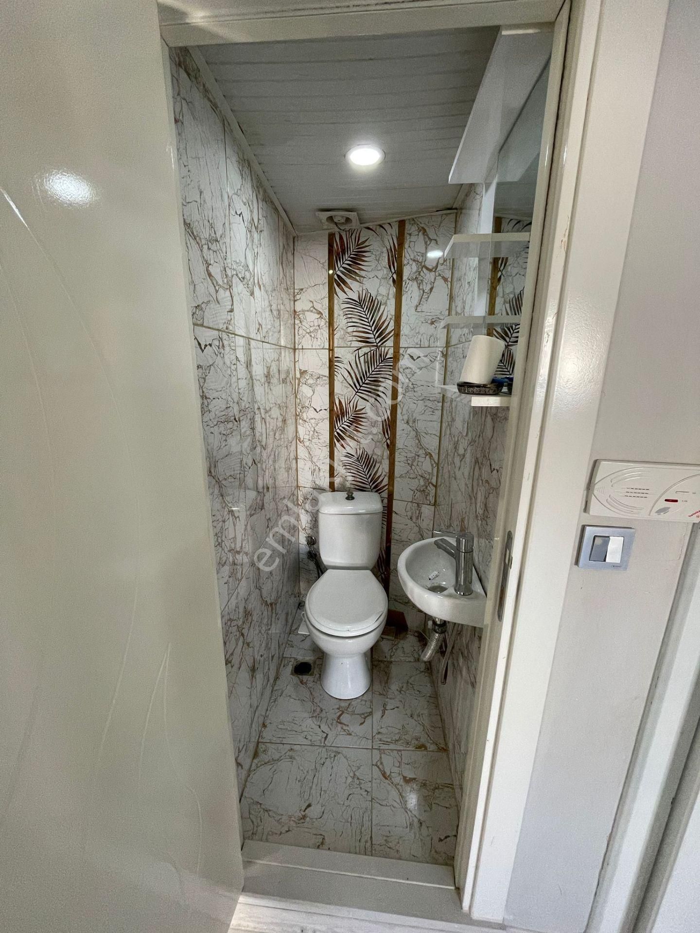 Cadde Üzerinde Fırsat 5+2 Daire - Görsel 12