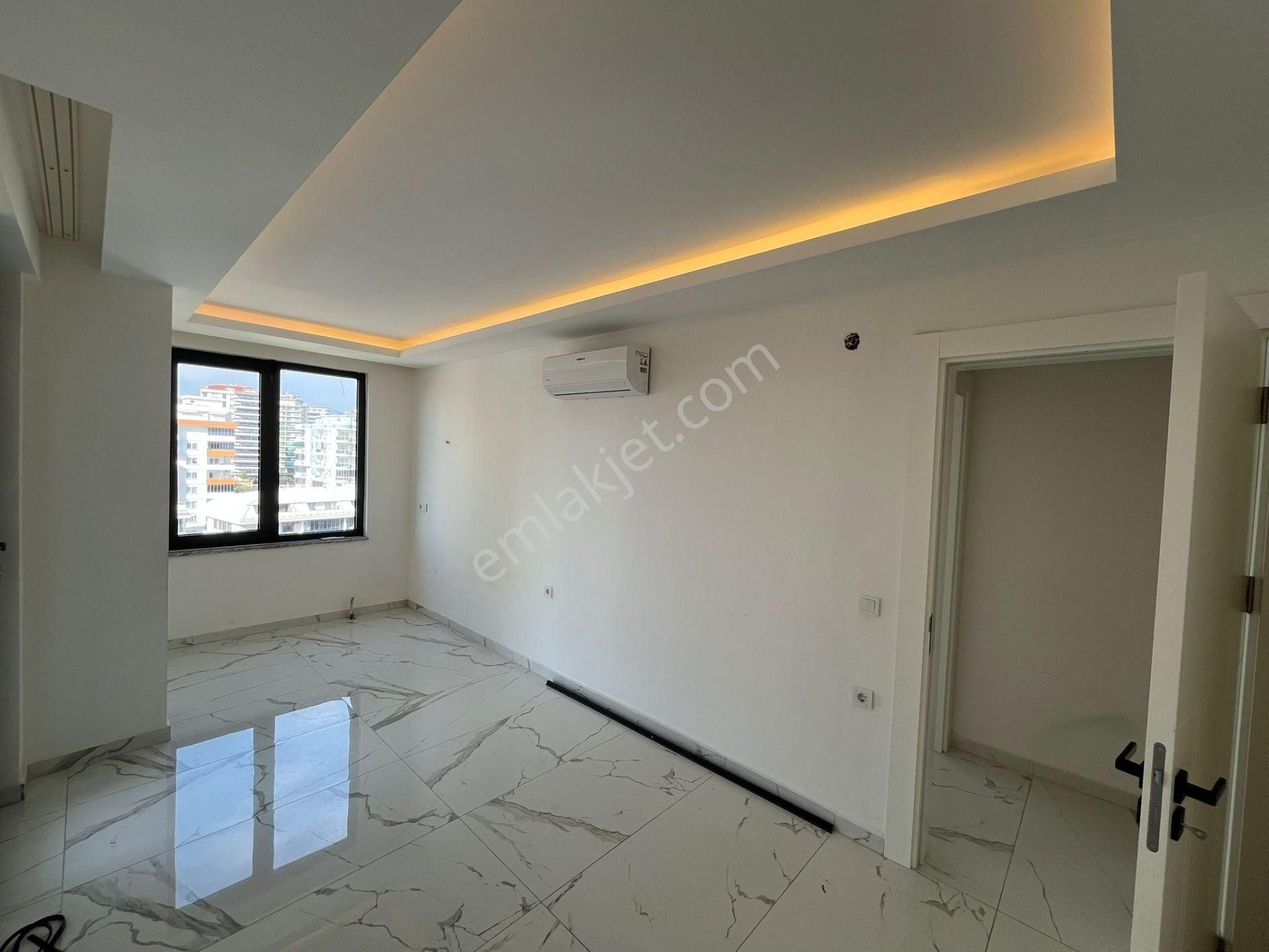 Alanyada Mahmutlarda Kiralık 1+1 Boş Daire Lüks Site - Görsel 7