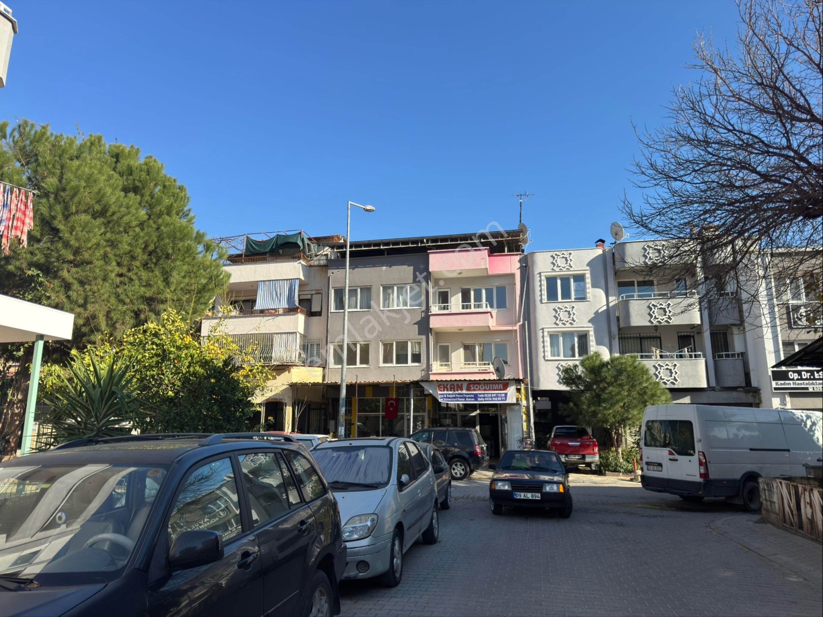 Şehrin Tam Merkezinde Doğalgazlı 3+1 Kiralık Daire Veya Ofis