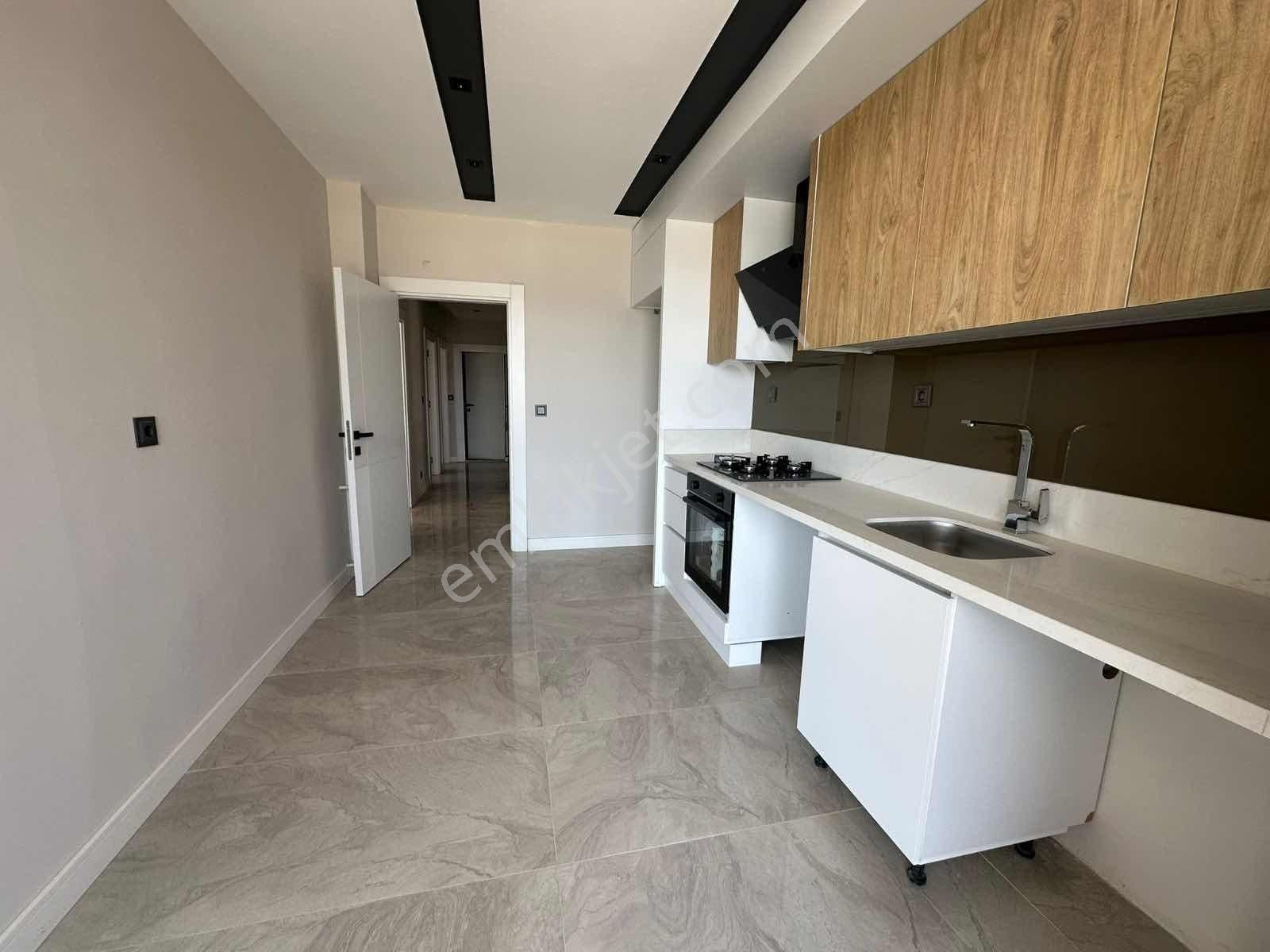 Satılık Aydogmuş Mahallesinde Ultra Lüks 2+1 Ebeveyn Banyolu - Görsel 18