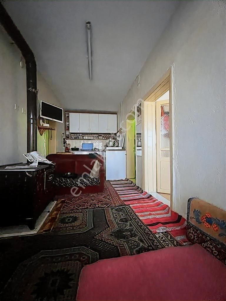 Afyonkarahisar'da Satılık 2+0 Bahçe Evi - Görsel 3