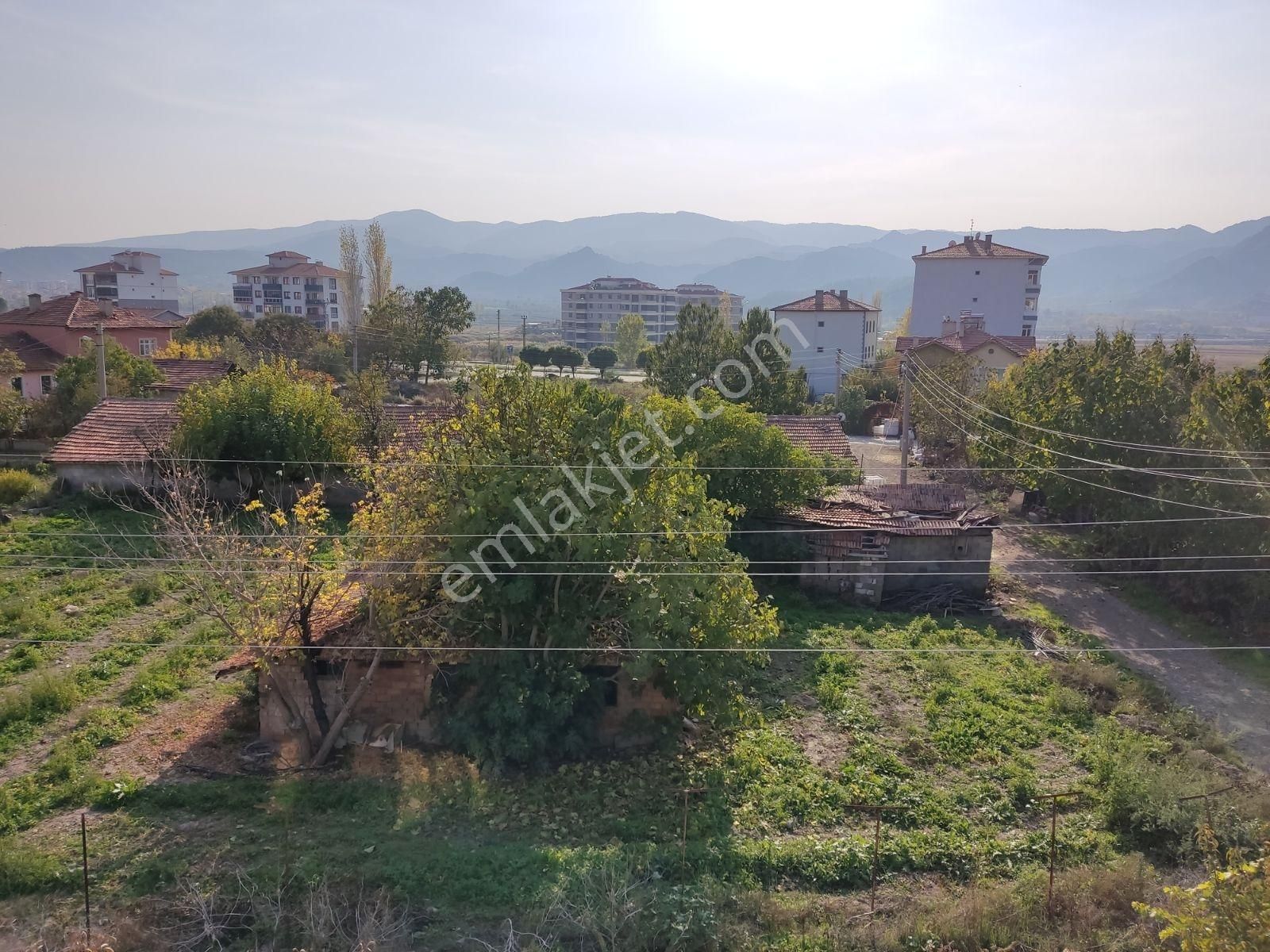 Çok Güzel Konumda Takasa Açık Tripleks Müstakil Ev - Görsel 32