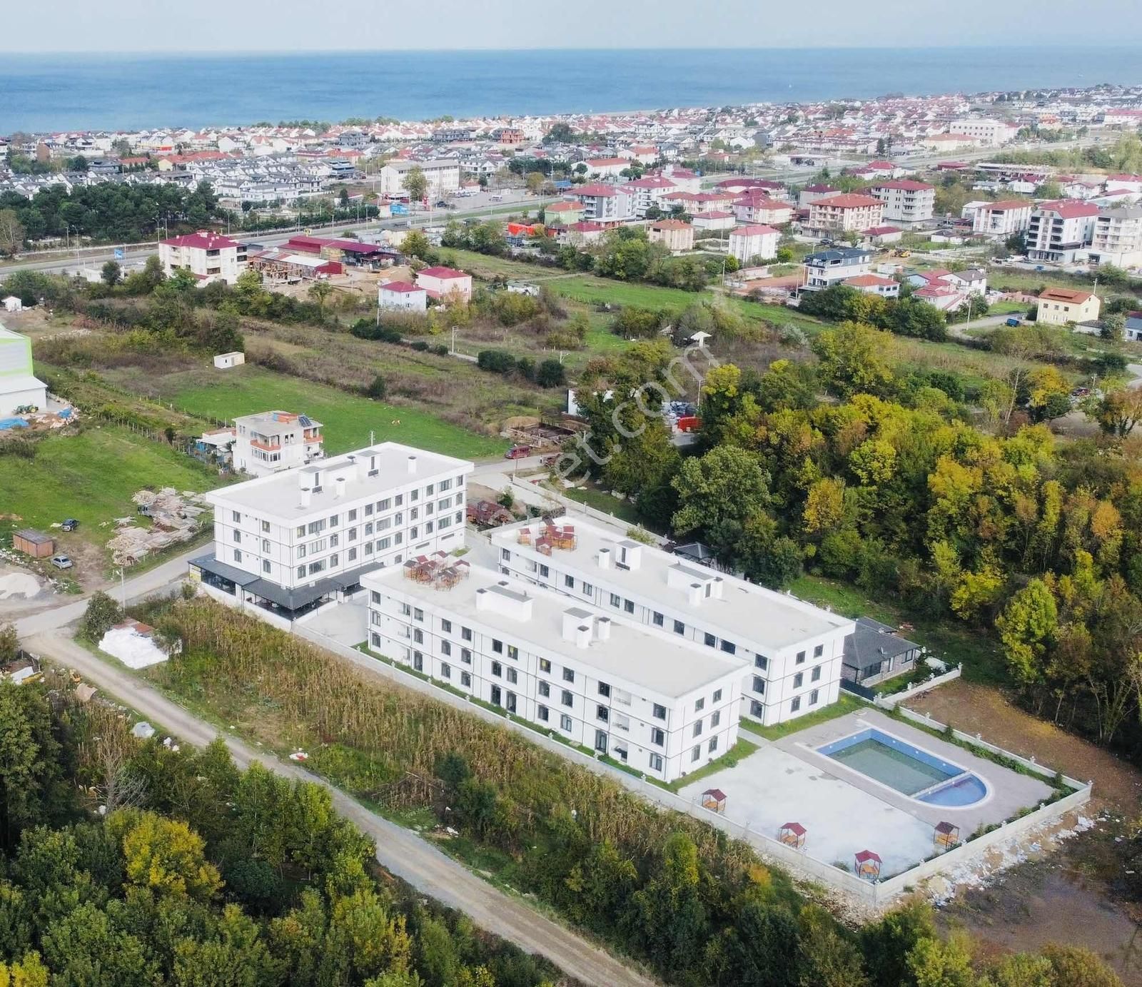 Sakarya Kocaalide 1+1 Ve 2+1 Havuzlu Daireler