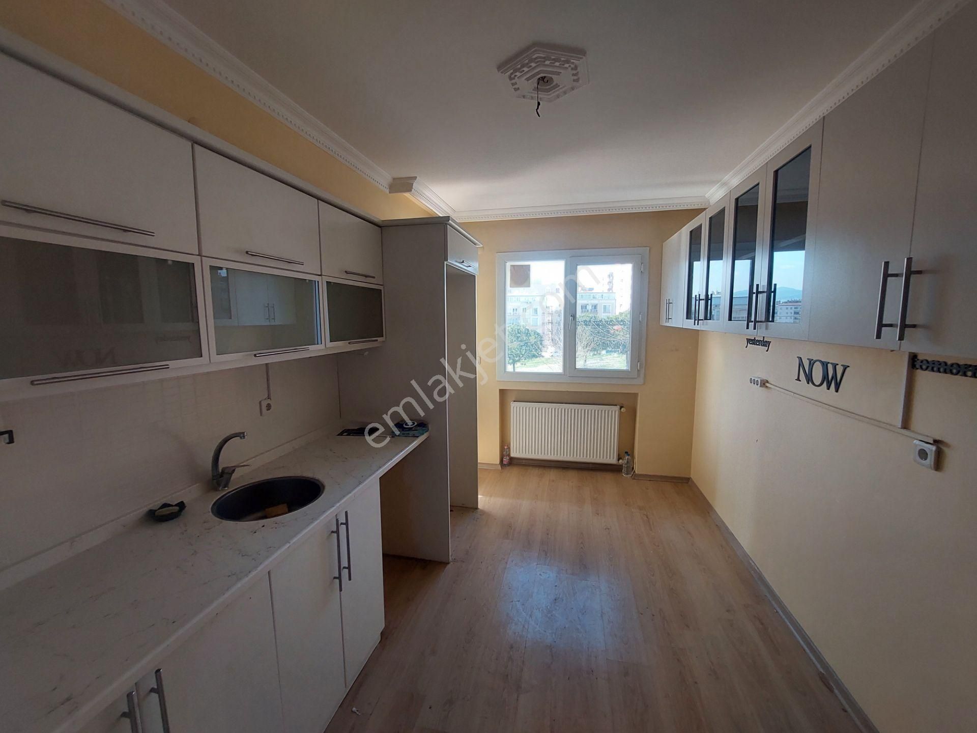 Yıldız Mah.site İçi D.gazlı,klimalı,asansörlü 135m2 3+1 Daire - Görsel 10