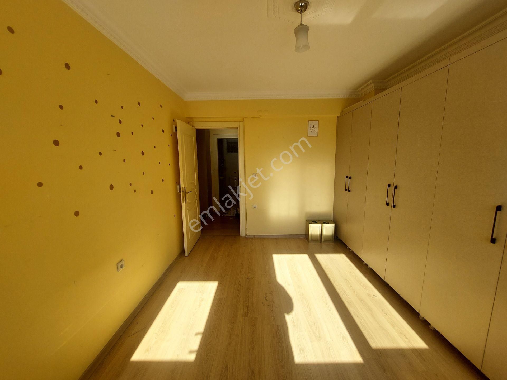 Yıldız Mah.site İçi D.gazlı,klimalı,asansörlü 135m2 3+1 Daire - Görsel 35