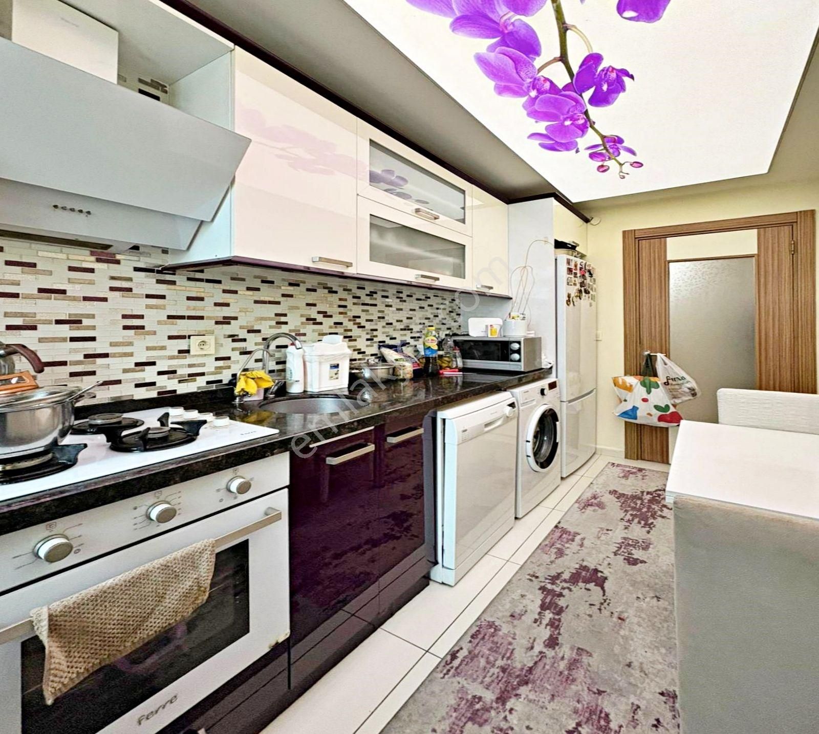 Marmara Mahallesi'nde Ön Cephe Masrafsız 2+1 Satılık Daire