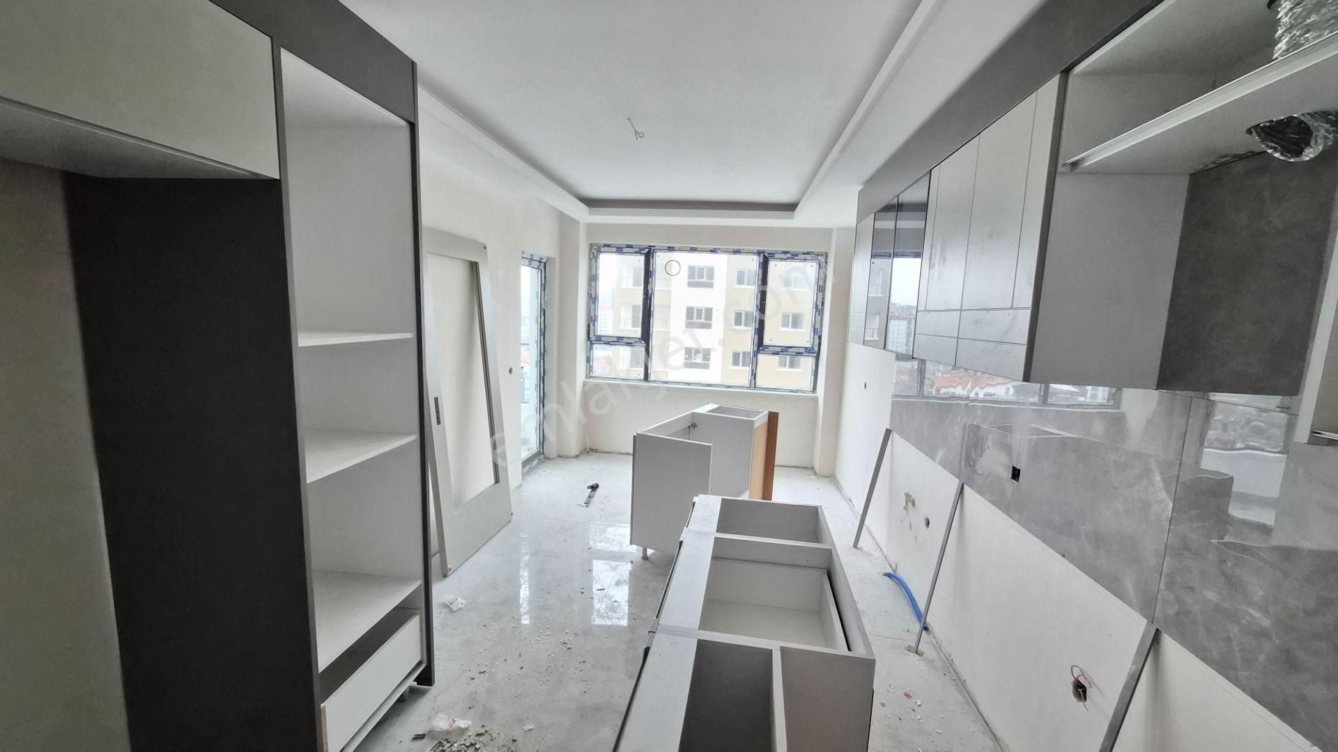 Kent Emlak'tan Ege Mahallesinde Satılık 8. Katta 3+1 Spor Dublex Daire - Görsel 4