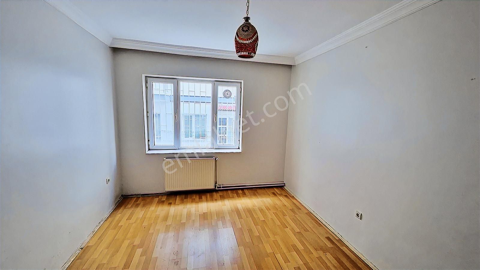Abidin Paşada Kısmen Eşyalı Abonelikleri Açık 2+1 Kiralık Daire - Görsel 12