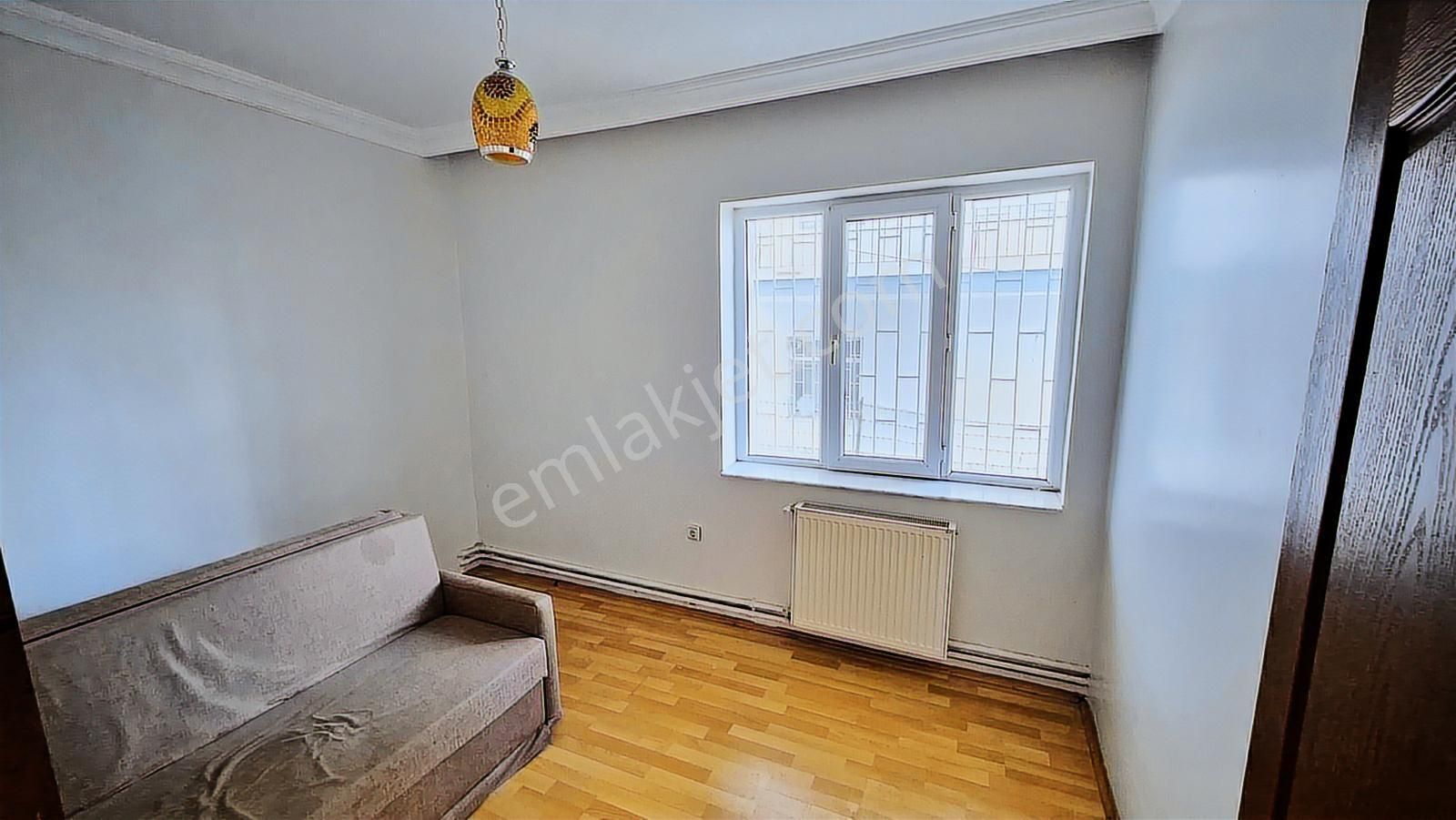 Abidin Paşada Kısmen Eşyalı Abonelikleri Açık 2+1 Kiralık Daire - Görsel 14