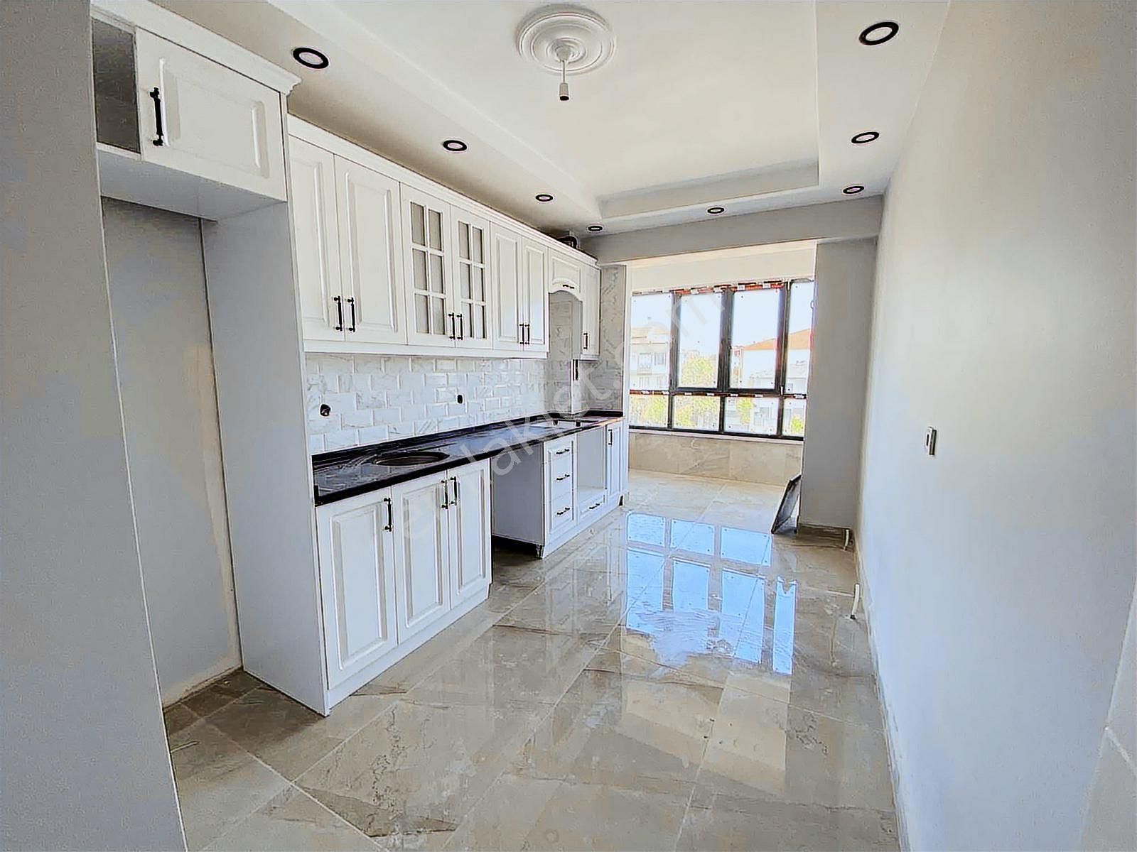 Tuğradan Kat Fiyat Cephe Seçenekli Sıfır 2+1 Daireler