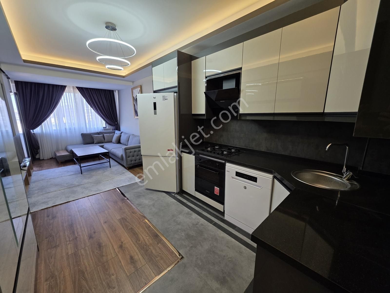 Mefe Yapı'dan Çorlu Nusratiye Mahallesinde Lüks Eşyalı 1+1 Daire