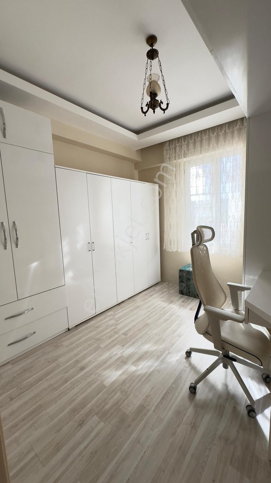 Uluç'da 2+1 Eşyalı Teraslı Kiralık Daire - Görsel 25