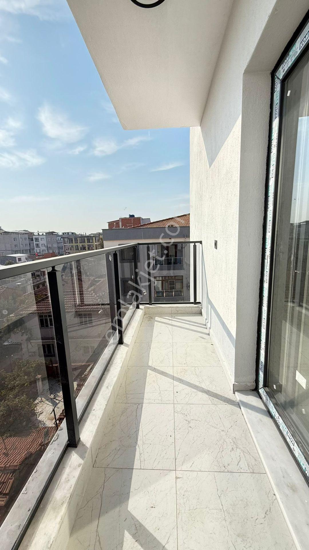 Turgutlu Satılık Şehitler Mah 5+1 Oda 280m2 Sıfır Dubleks Teraslı Balkonlu Kapalı Mutfak - Görsel 12