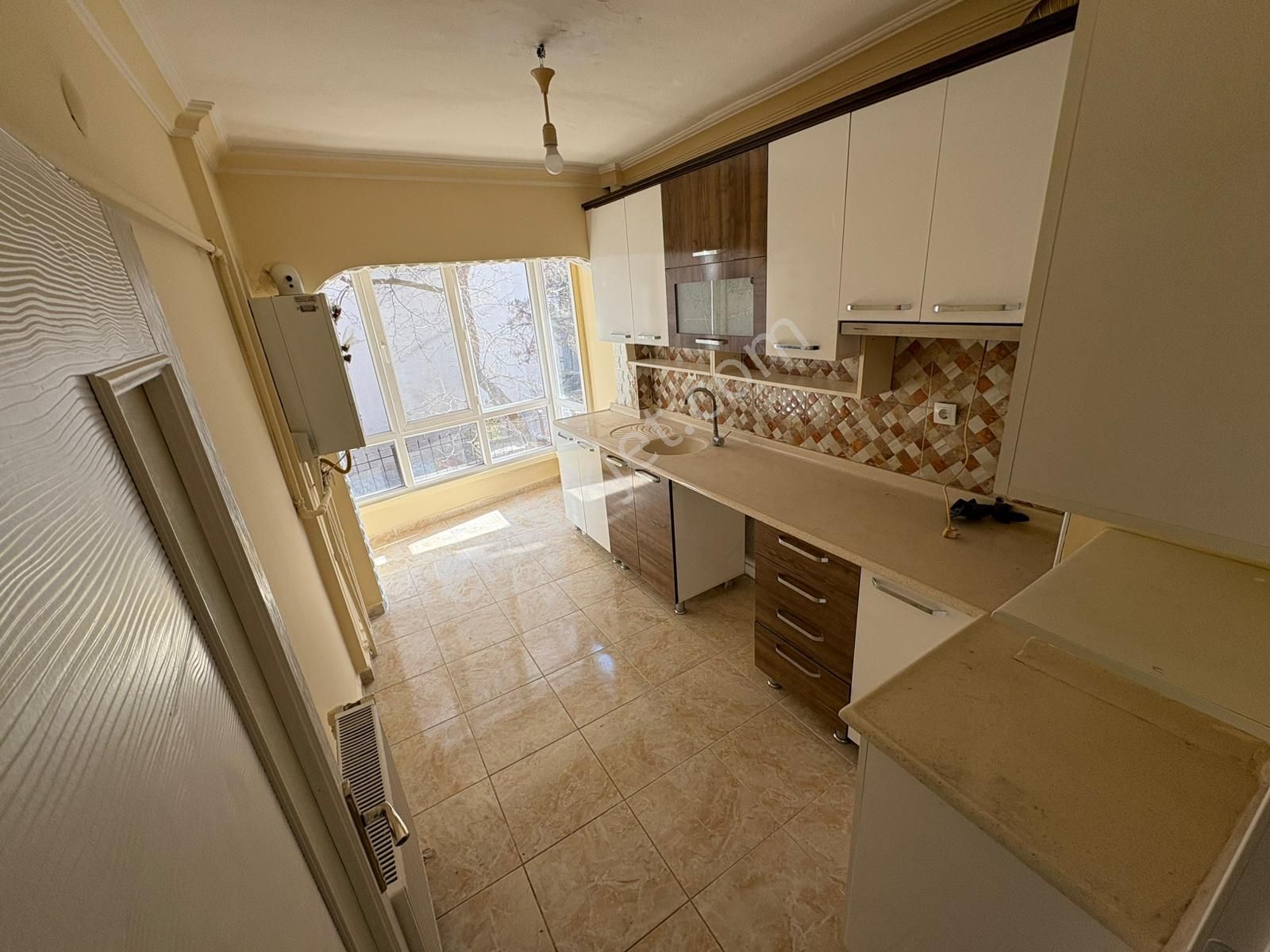 Hayal^den Plevne Mh^de Full Yapılı 3+1 Kat Konumunda Masrafsz Ön Cp. Fırsat Daire