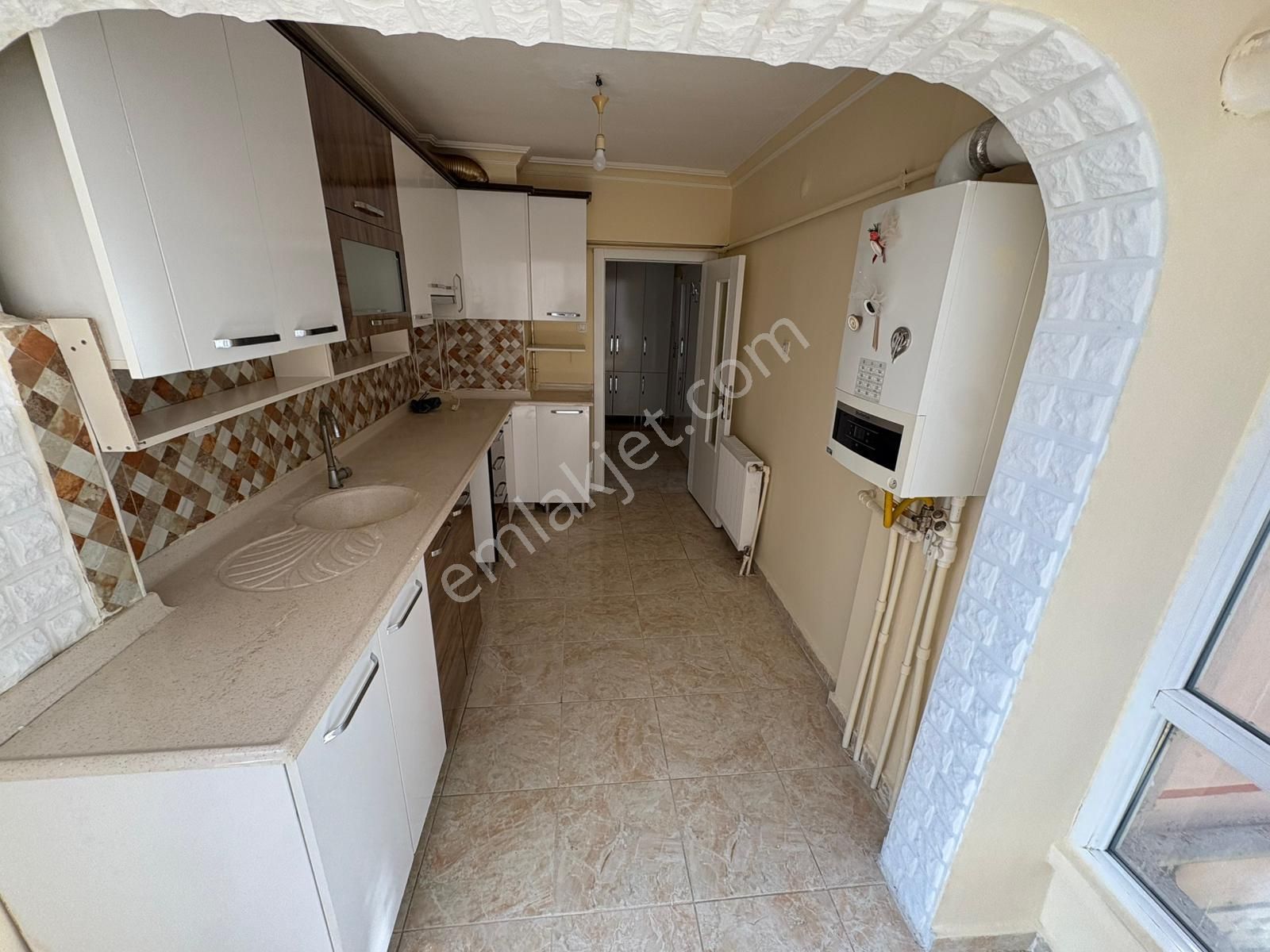 Hayal^den Plevne Mh^de Full Yapılı 3+1 Kat Konumunda Masrafsz Ön Cp. Fırsat Daire - Görsel 5