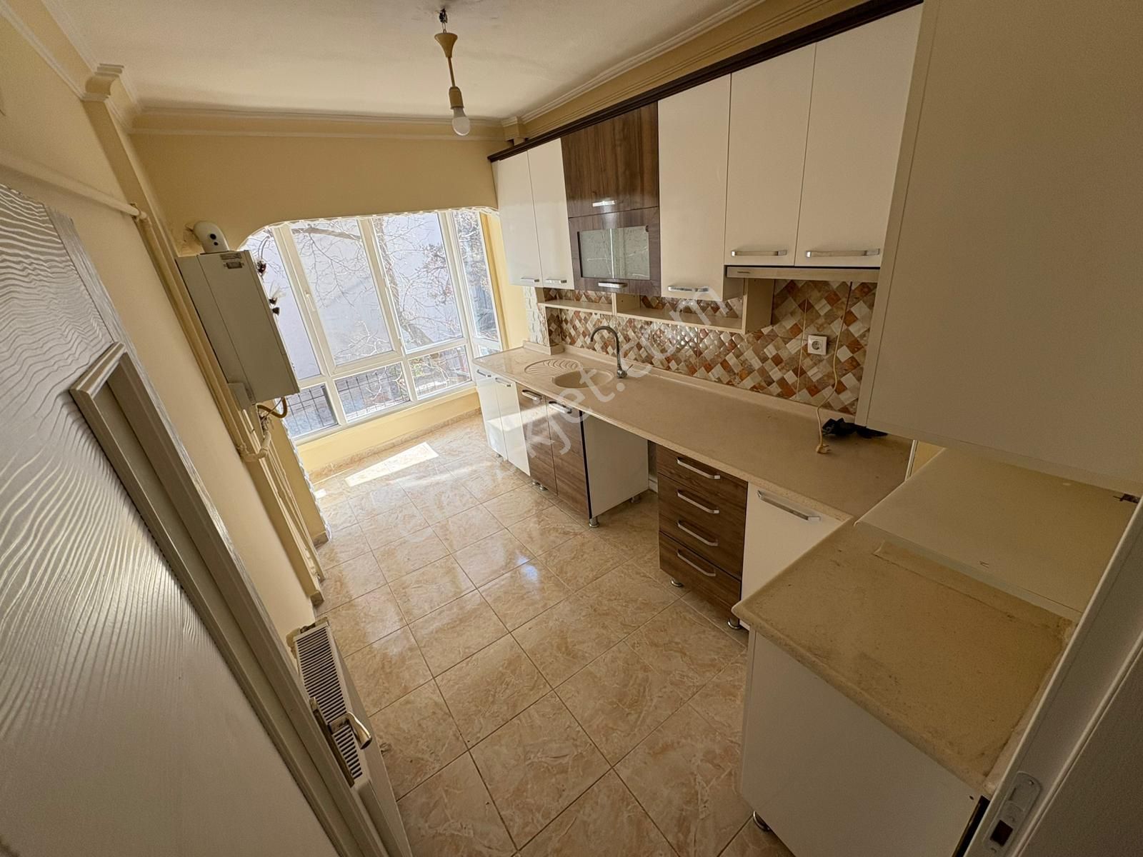 Hayal^den Plevne Mh^de Full Yapılı 3+1 Kat Konumunda Masrafsz Ön Cp. Fırsat Daire - Görsel 3