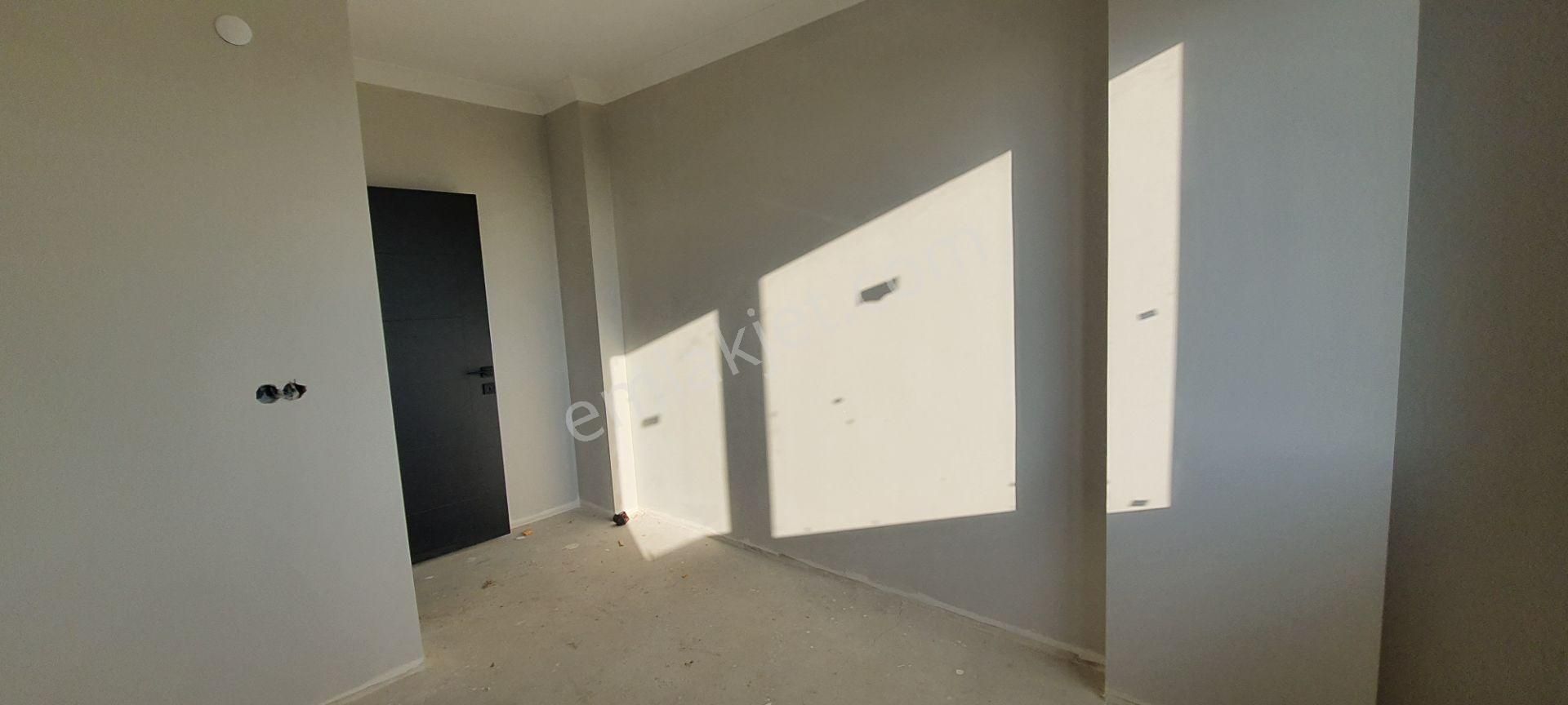 Tekirdağ Yeniçiftlik De Camii Ve Markete Yakın Villa - Görsel 8