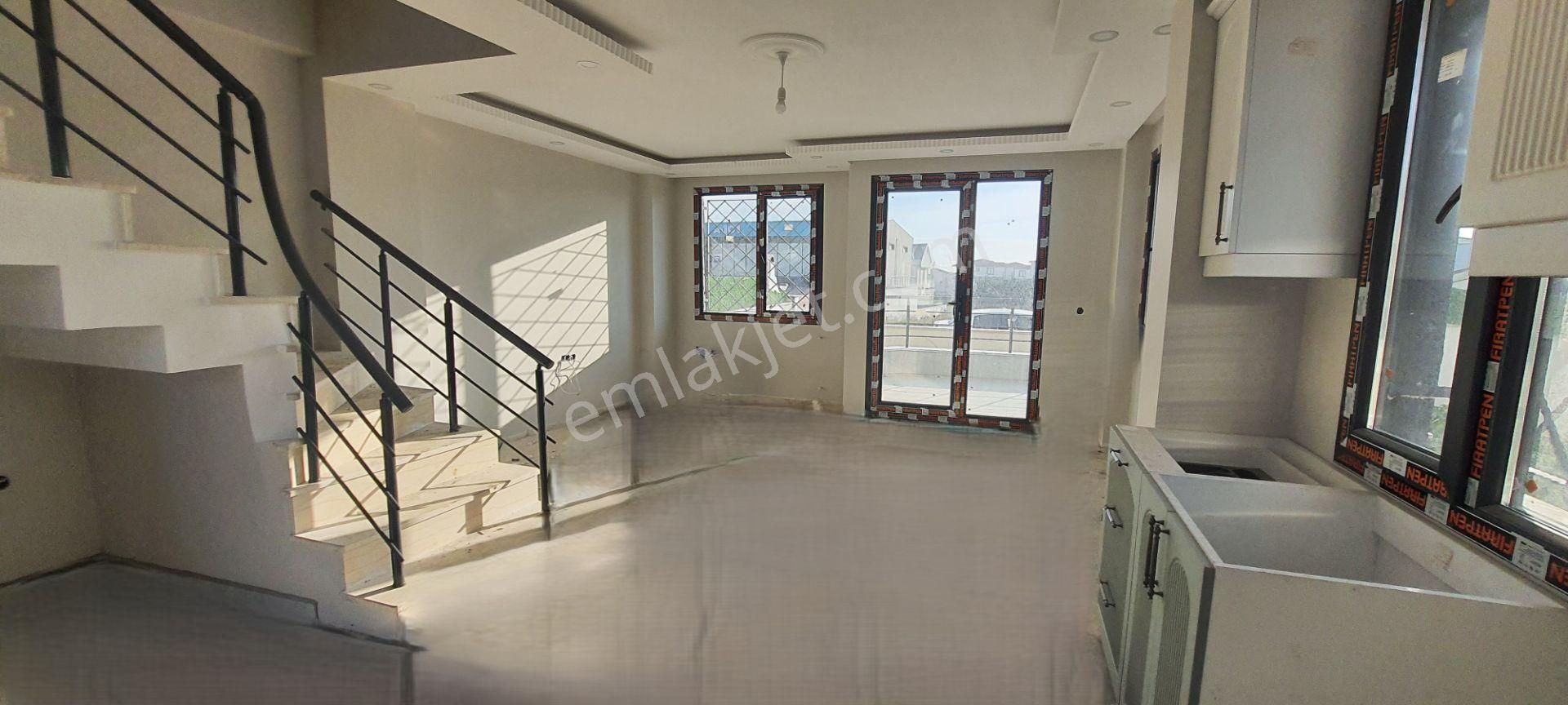 Tekirdağ Yeniçiftlik De Camii Ve Markete Yakın Villa - Görsel 5