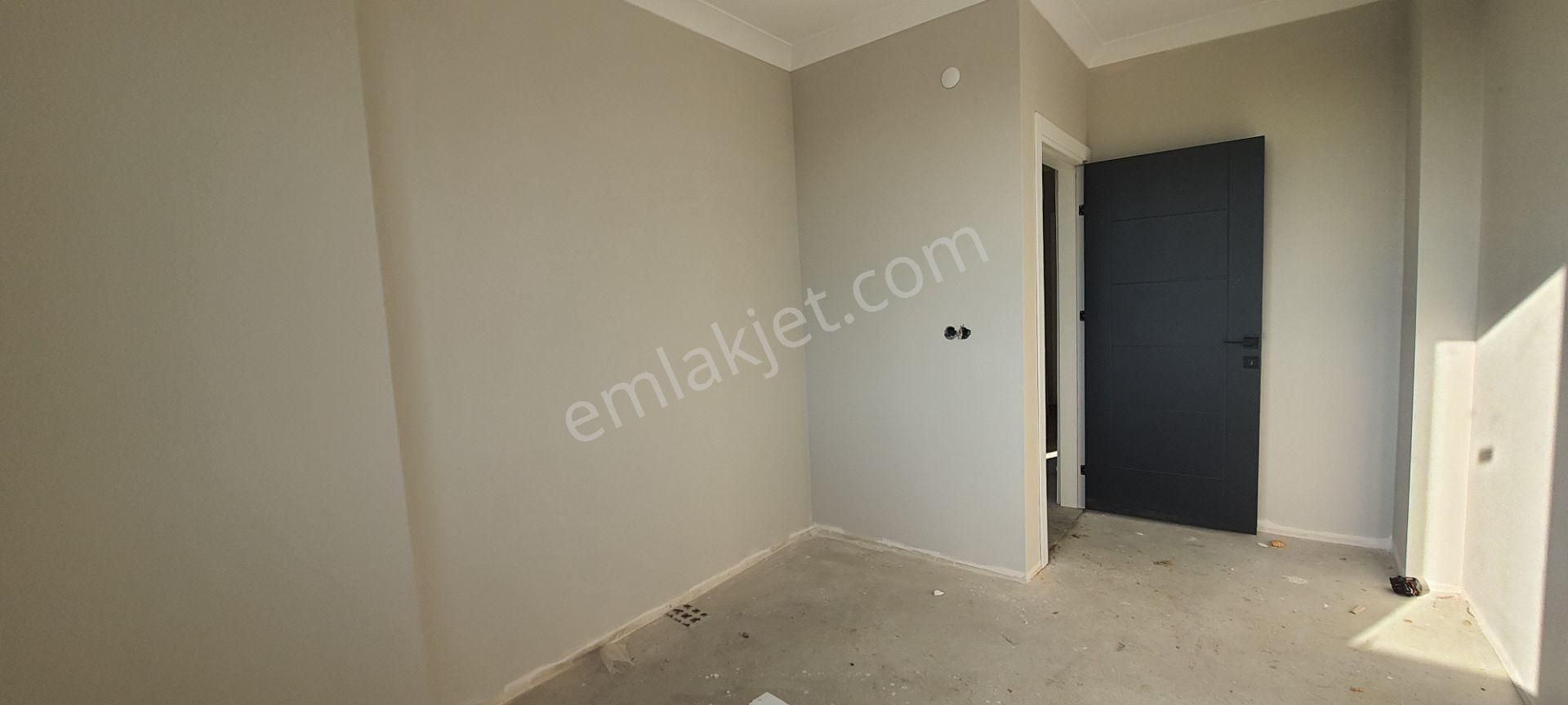 Tekirdağ Yeniçiftlik De Camii Ve Markete Yakın Villa - Görsel 9