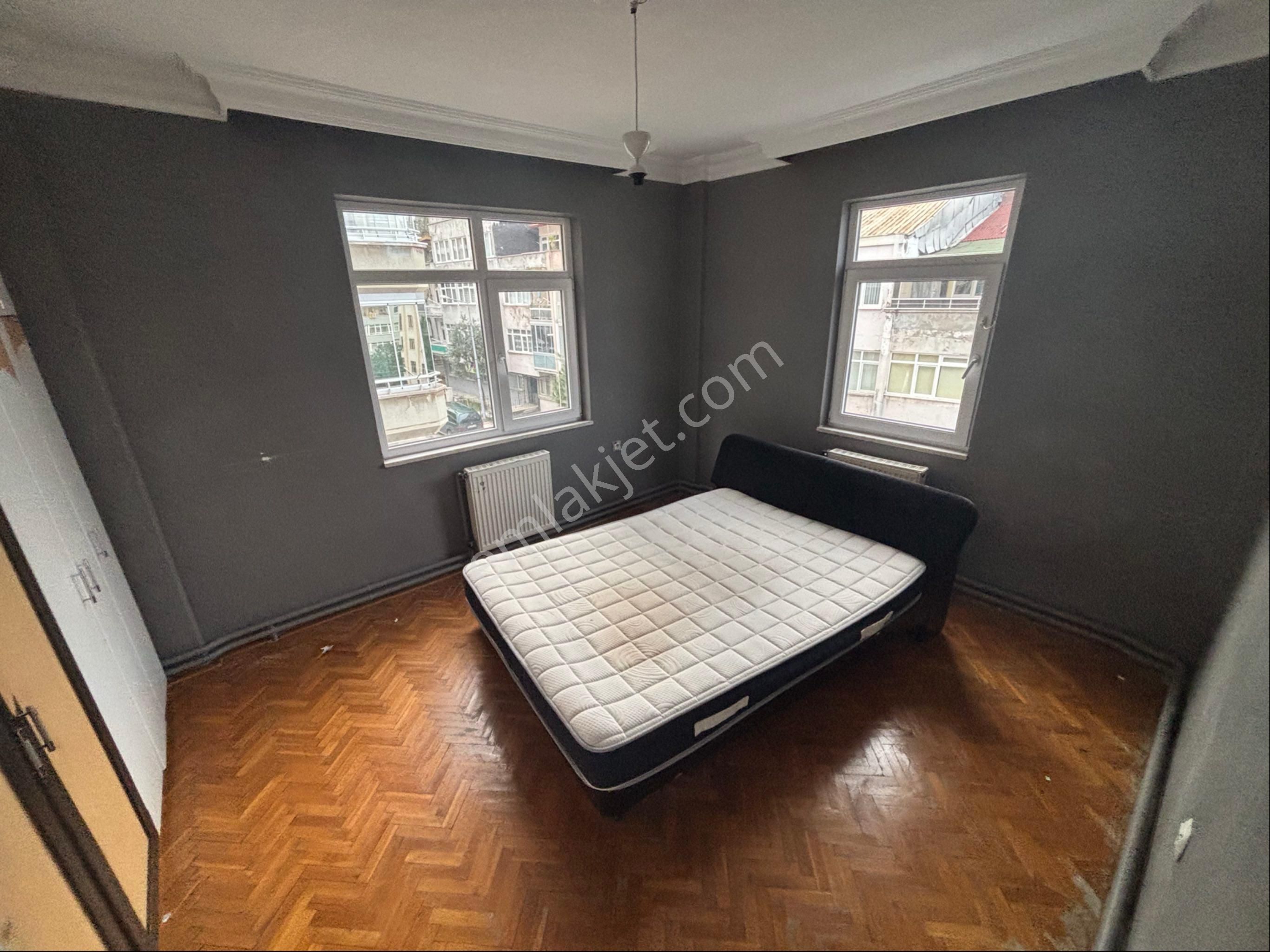 Furkan Emlaktan Bahçelievler Mh 3+1 4.kat 130m2 Asansörlü Merkezi Konumda Satılık Fırsat Daire - Görsel 3