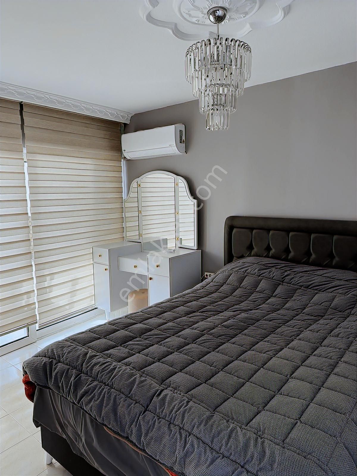 Büyükçekmecede Denize Sıfır 3+1 Yalı Dairesi - Görsel 8