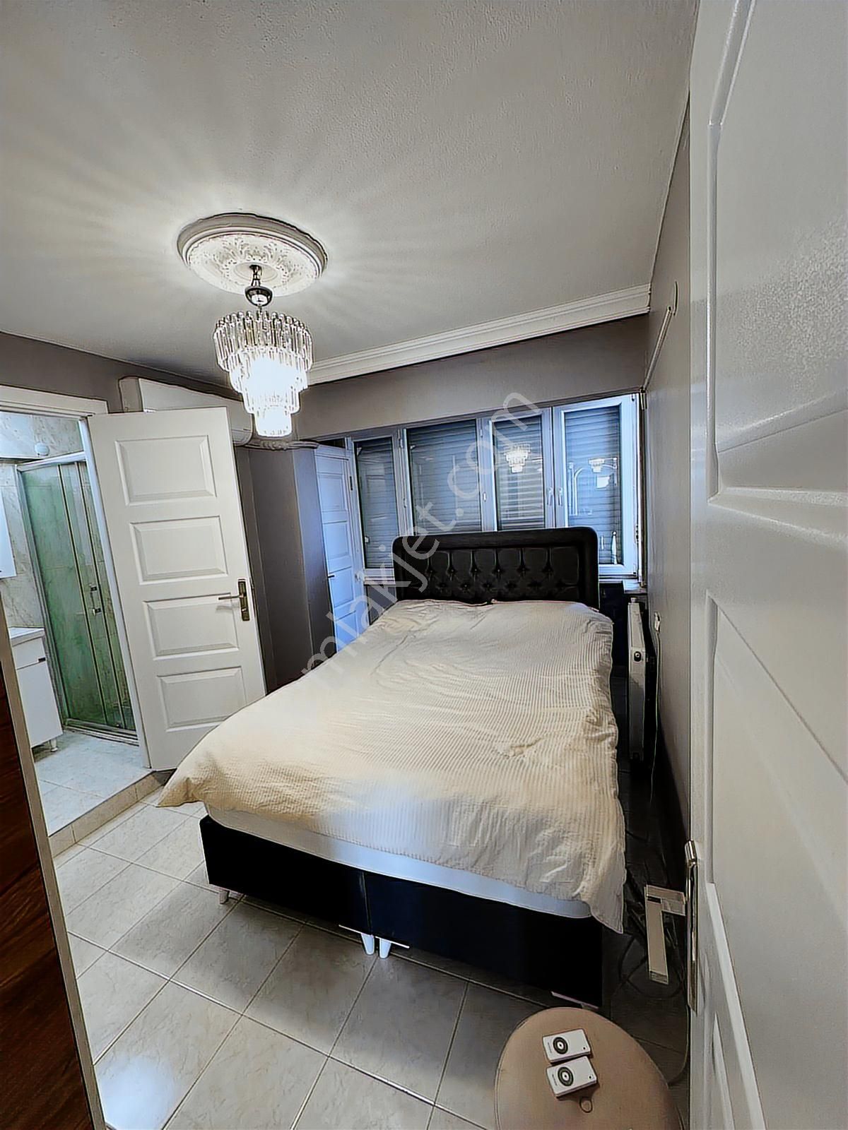Büyükçekmecede Denize Sıfır 3+1 Yalı Dairesi - Görsel 3