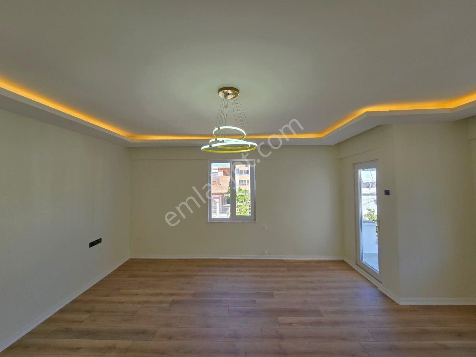▀▄jet Emlaktan Akçay Merkez'de Denize 150m Lüx Tasarım 2+1 Daire - Görsel 7