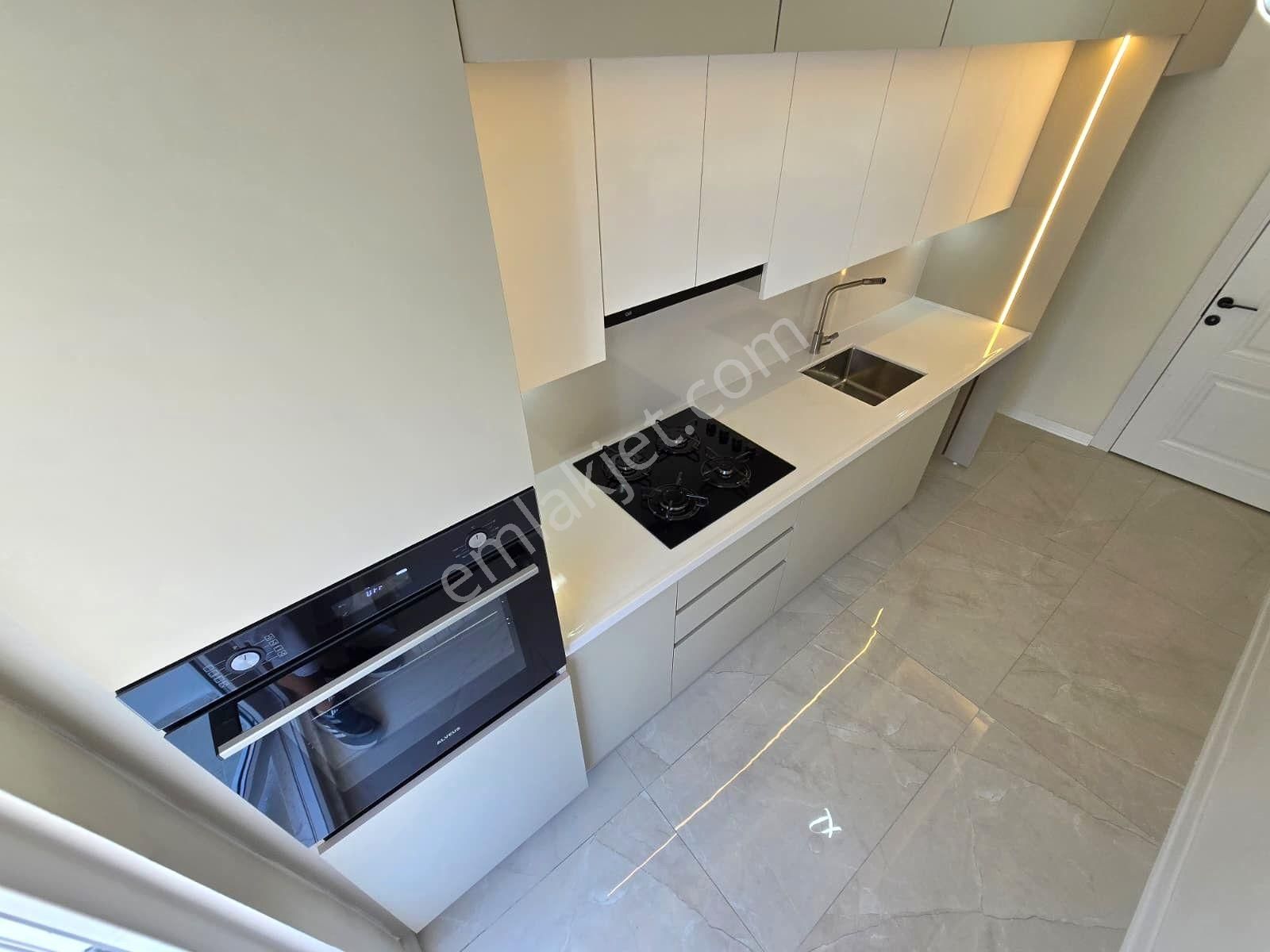 ▀▄jet Emlaktan Akçay Merkez'de Denize 150m Lüx Tasarım 2+1 Daire