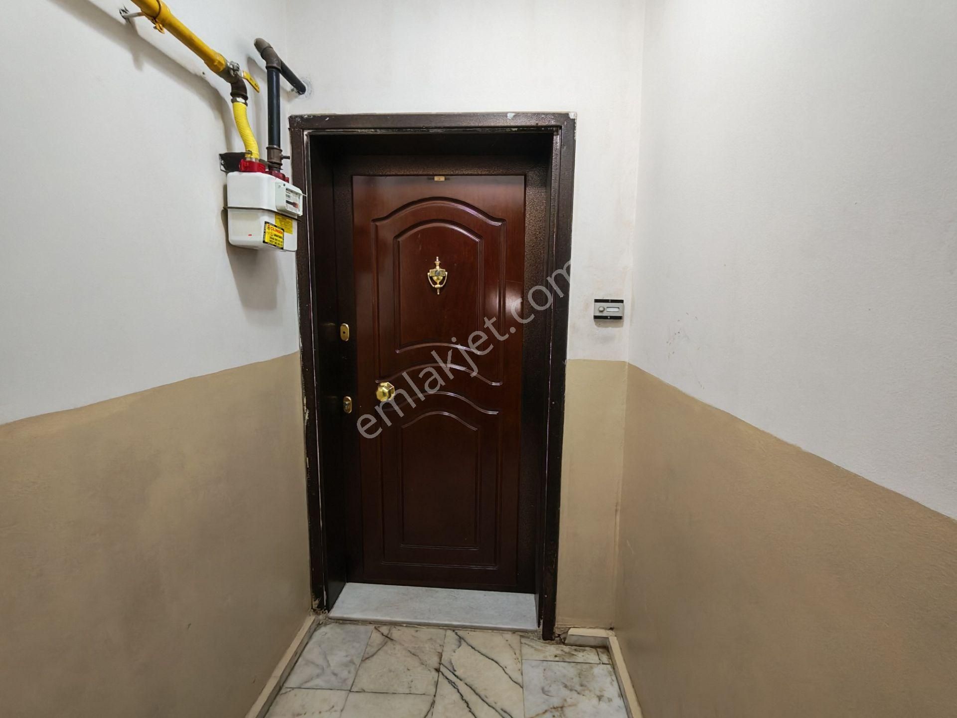 Şemikler'de Merkezi Konumda Geniş 3+1 Satılık Daire - Görsel 23