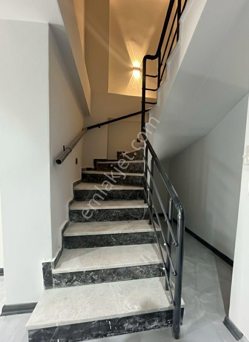 🌟🏰 Çift Girişli • Zeminden Isıtmalı • Garajlı • Geniş 4+1 Dubleks Konforu! • 🔥🎇 (d235) - Görsel 11